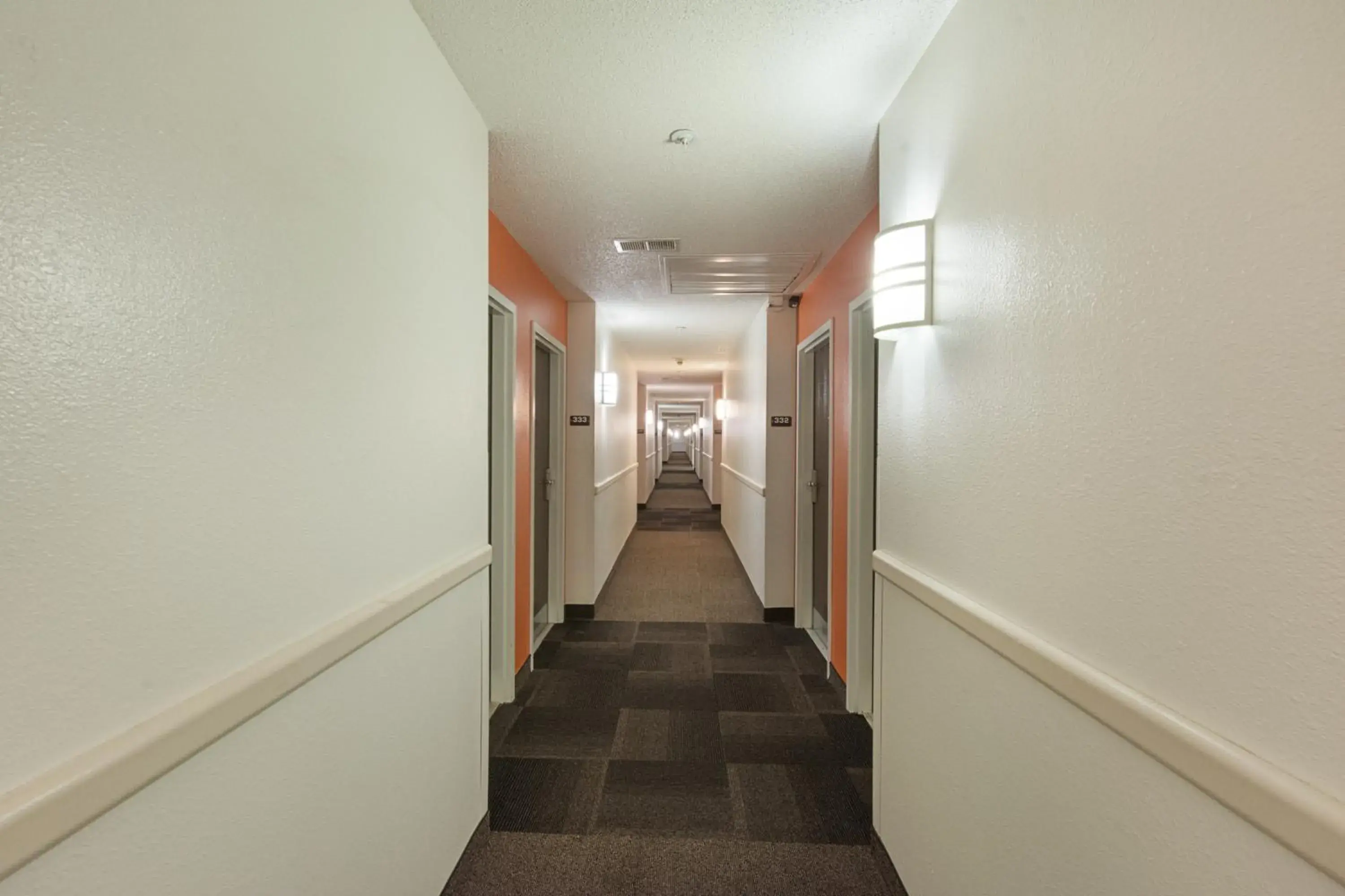 Lobby or reception in Motel 6-Columbia, SC - Fort Jackson Area