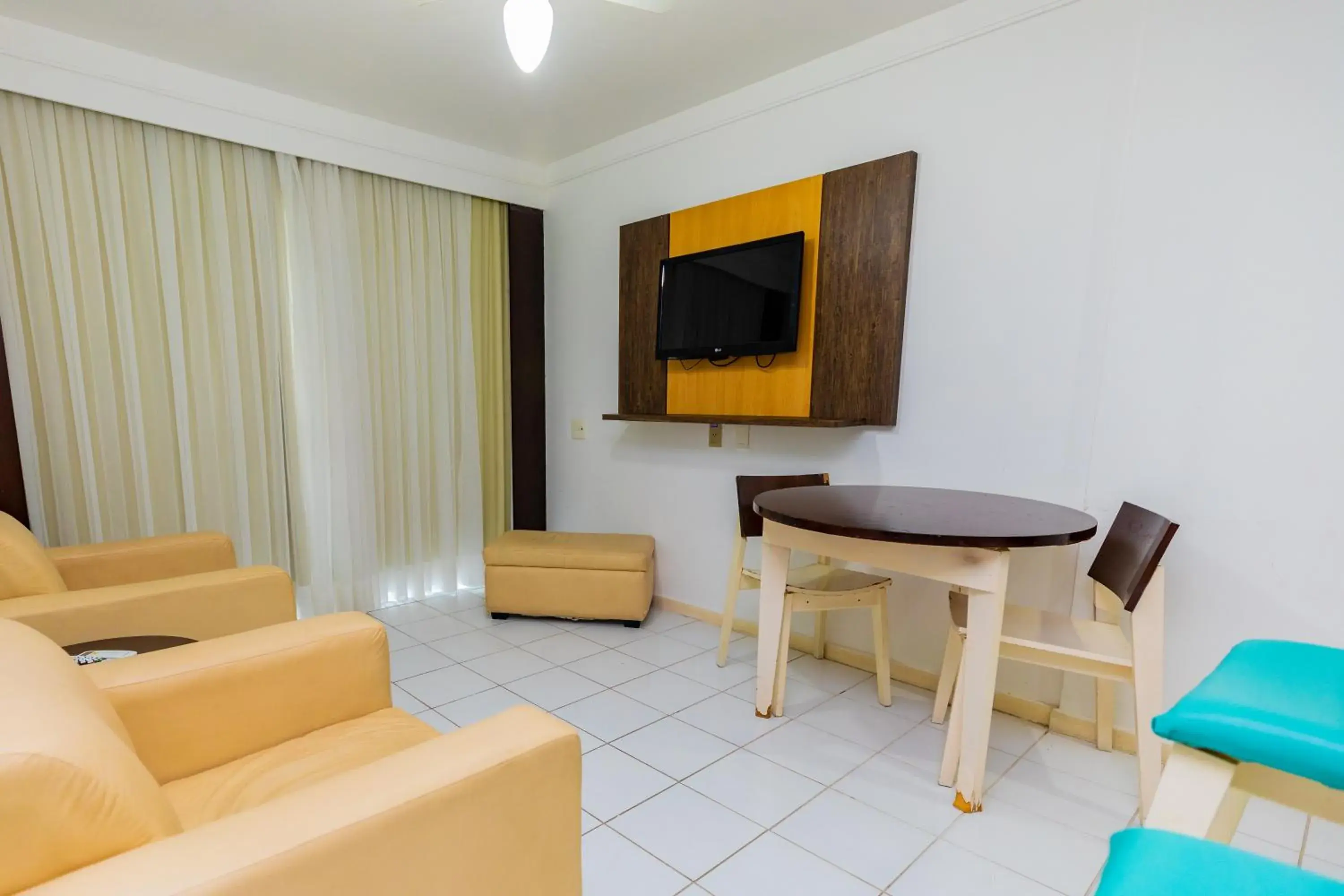 Seating area, TV/Entertainment Center in Hotel Ponta Negra Beach Natal