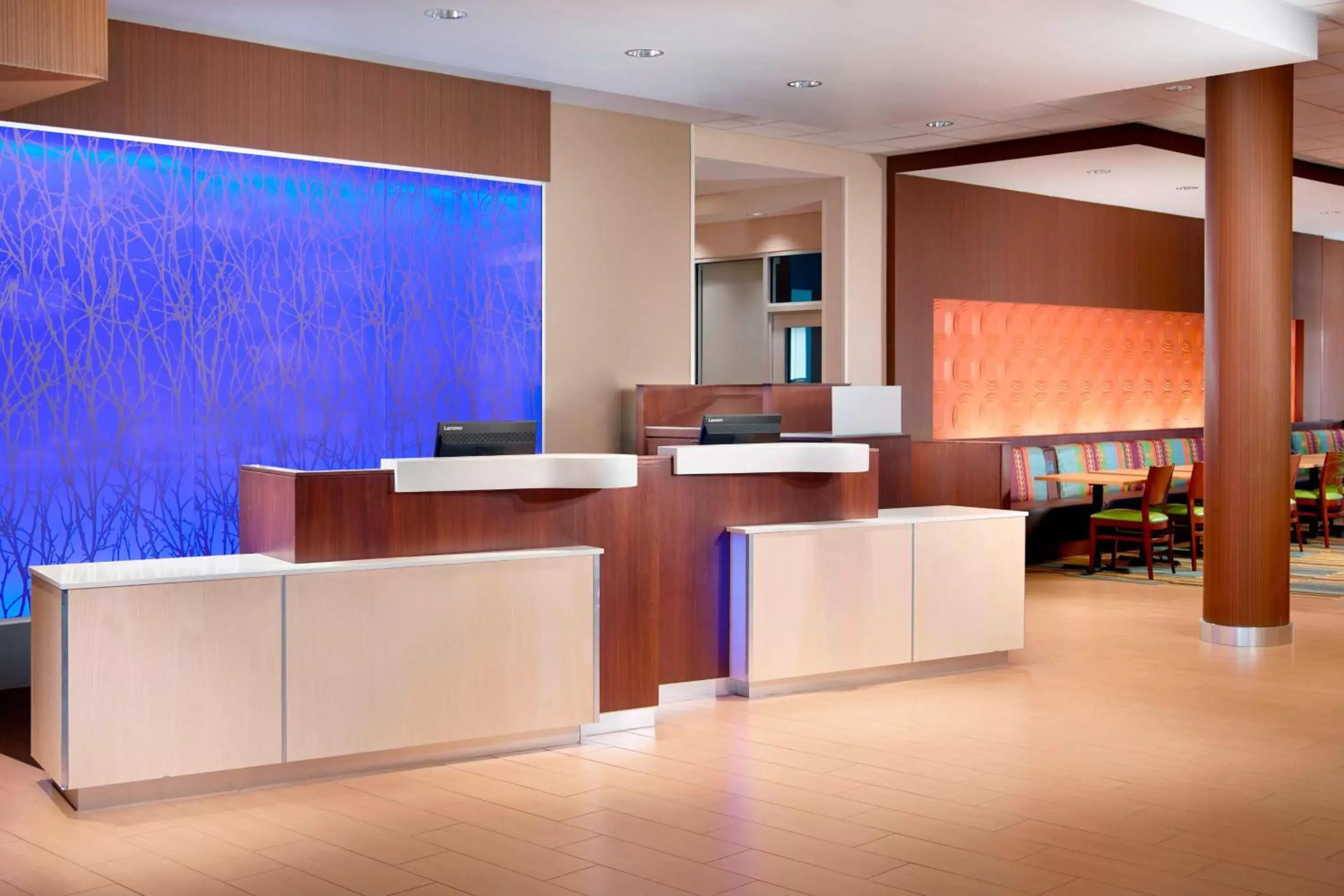 Lobby or reception in Fairfield Inn & Suites by Marriott Hendersonville Flat Rock