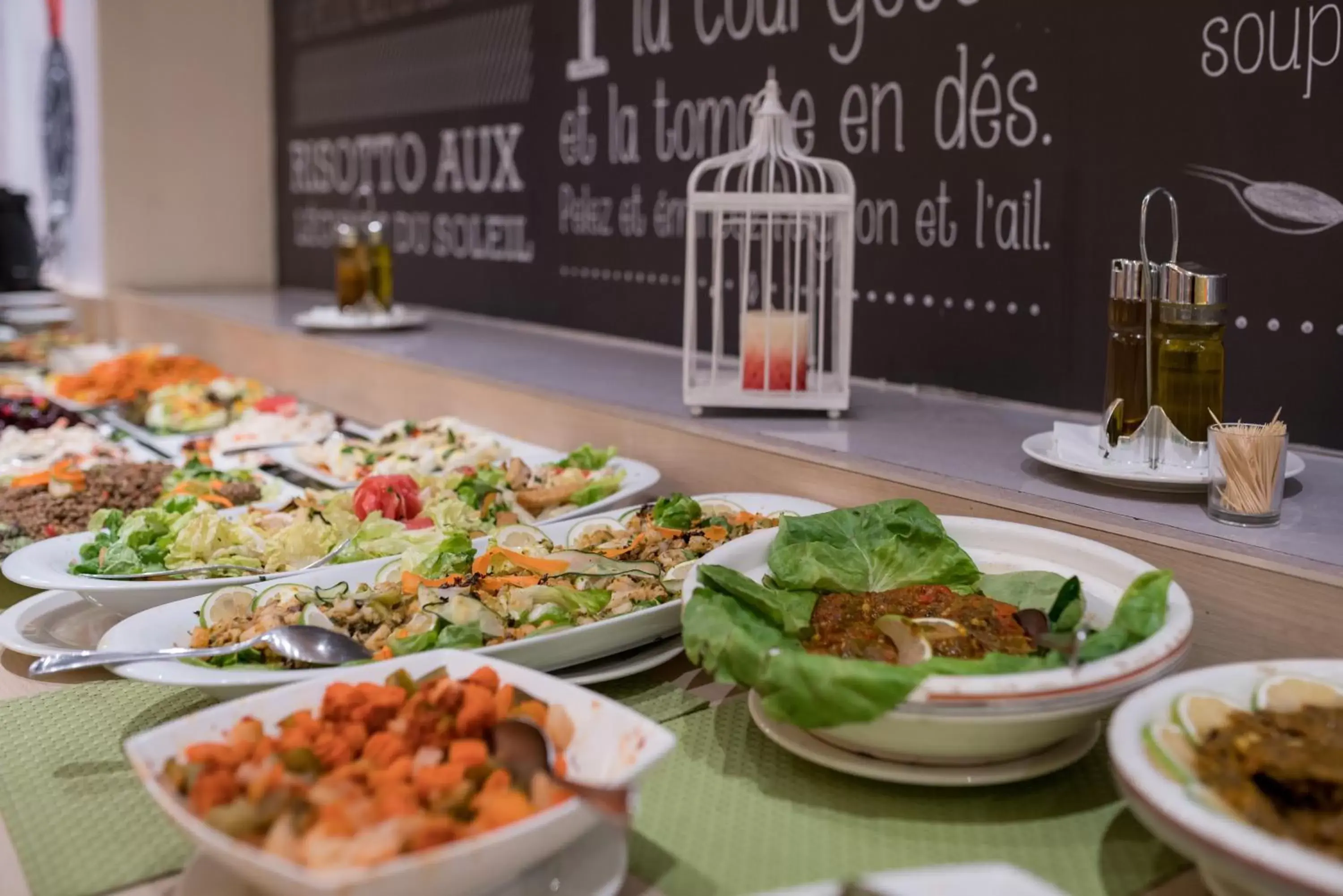 Food and drinks, Lunch and Dinner in Ibis Tanger City Center