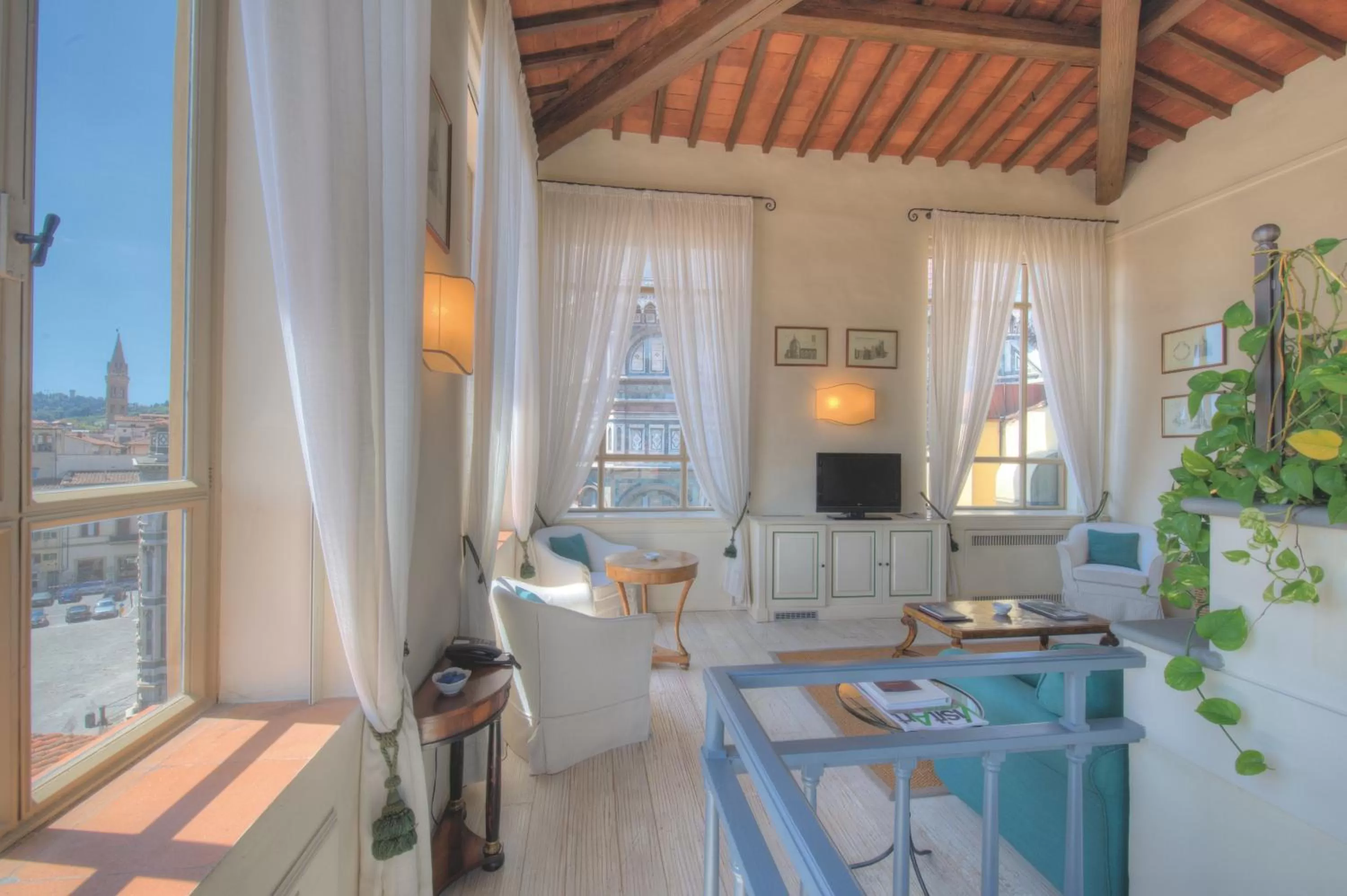 Living room in Palazzo Niccolini al Duomo Residenza D'Epoca