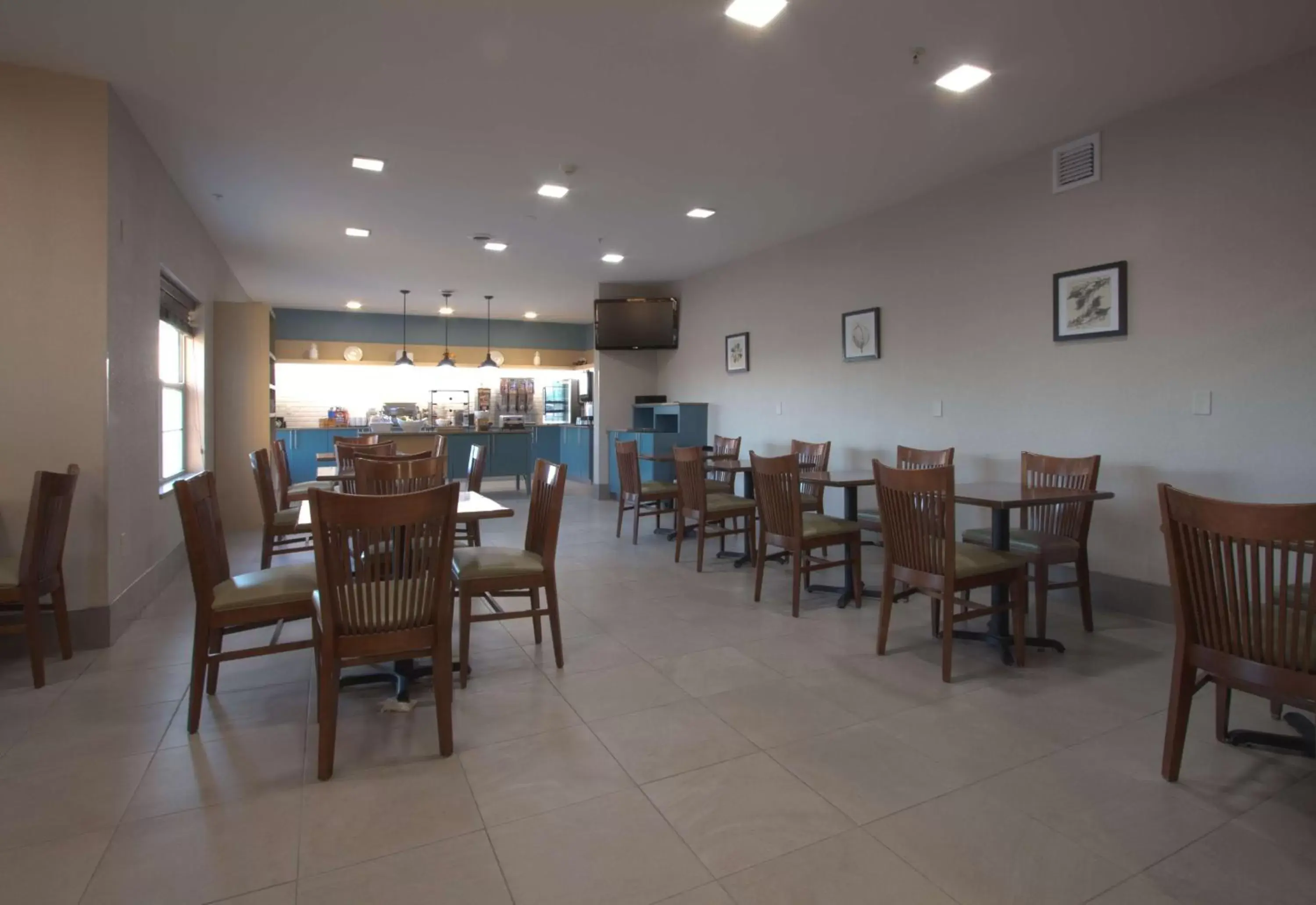 Restaurant/Places to Eat in Country Inn & Suites by Radisson, Moline Airport, IL