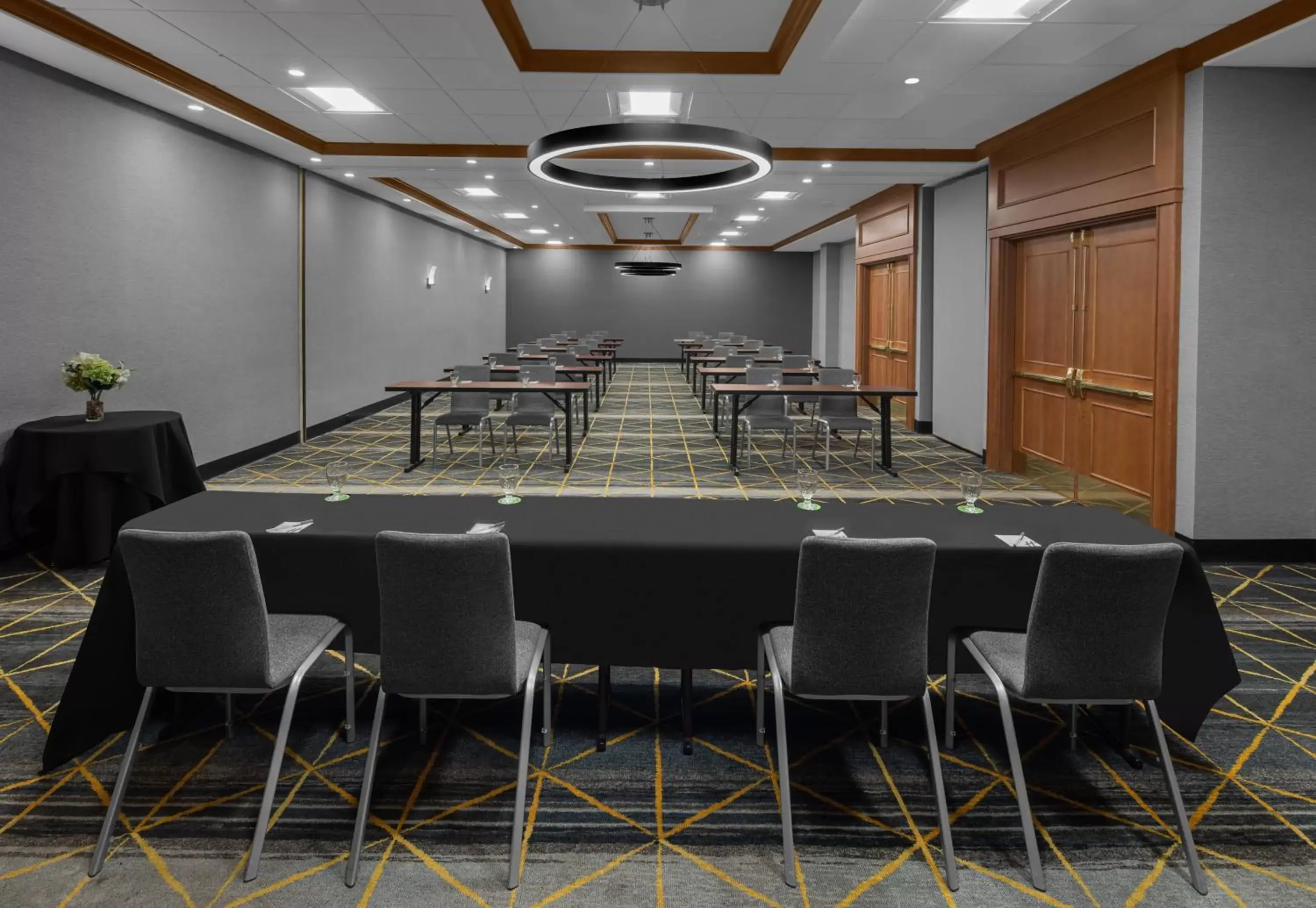 Meeting/conference room in Holiday Inn Hasbrouck Heights-Meadowlands, an IHG Hotel