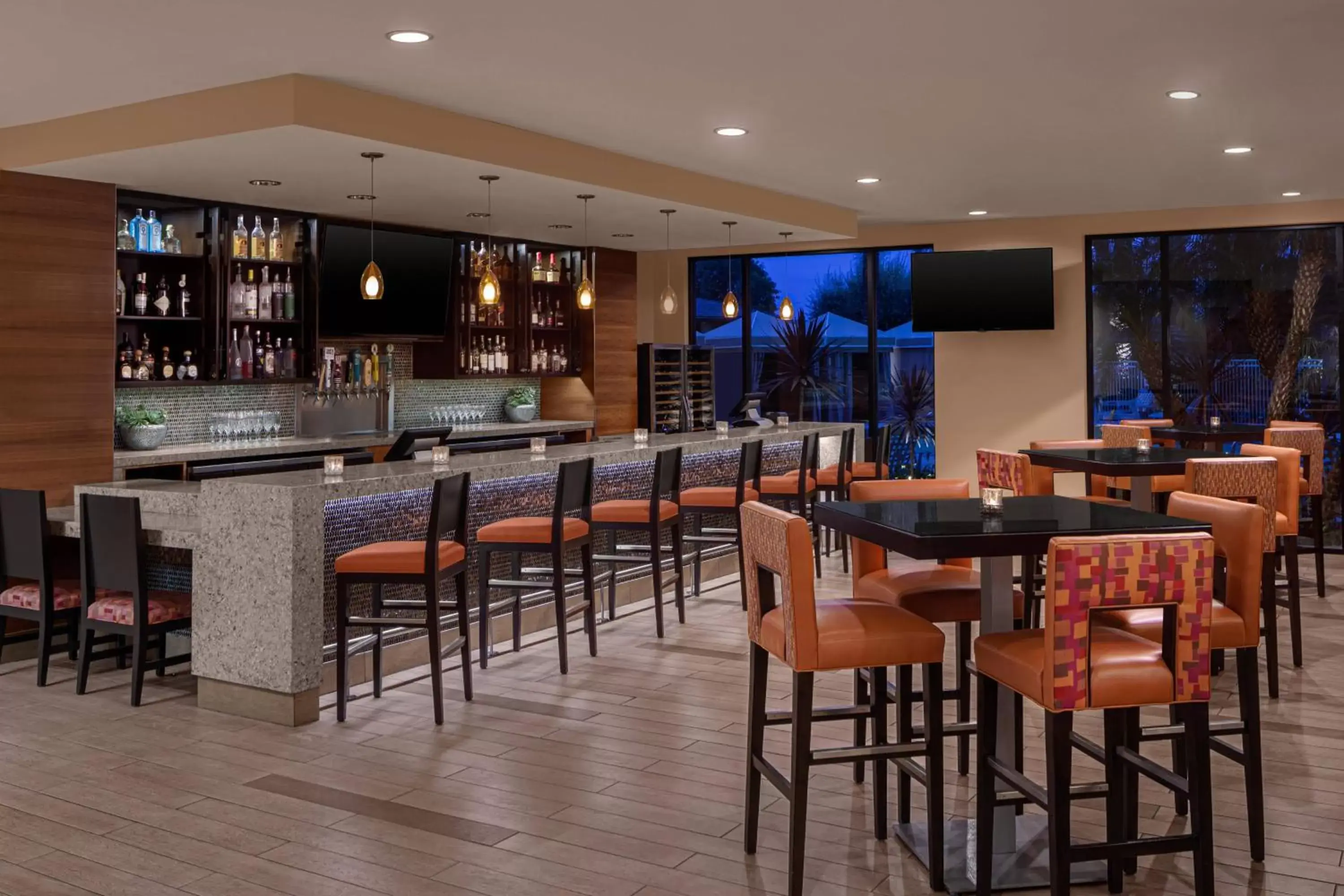 Lobby or reception, Restaurant/Places to Eat in Delta Hotels by Marriott Anaheim Garden Grove
