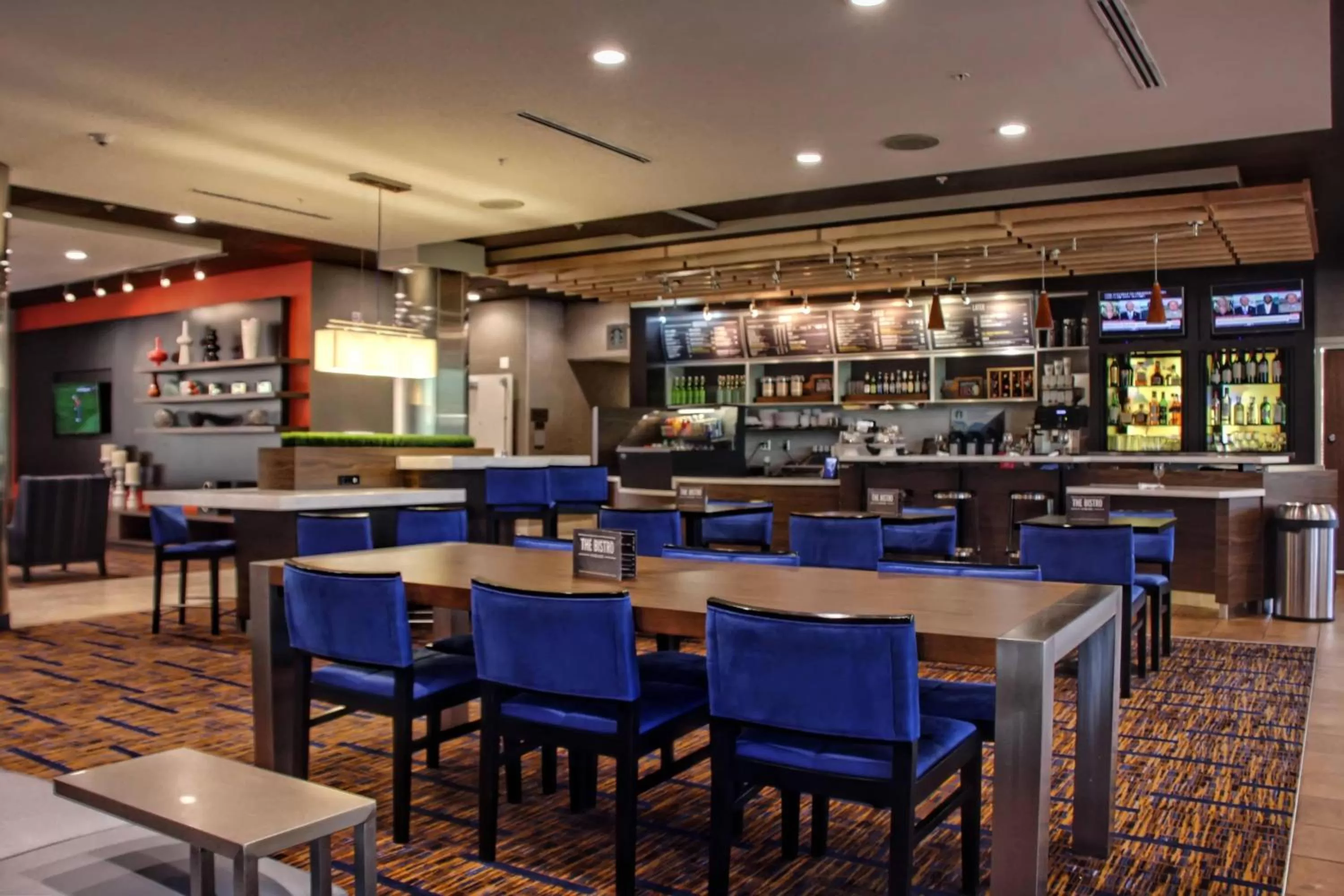 Restaurant/Places to Eat in Courtyard by Marriott Philadelphia Bensalem