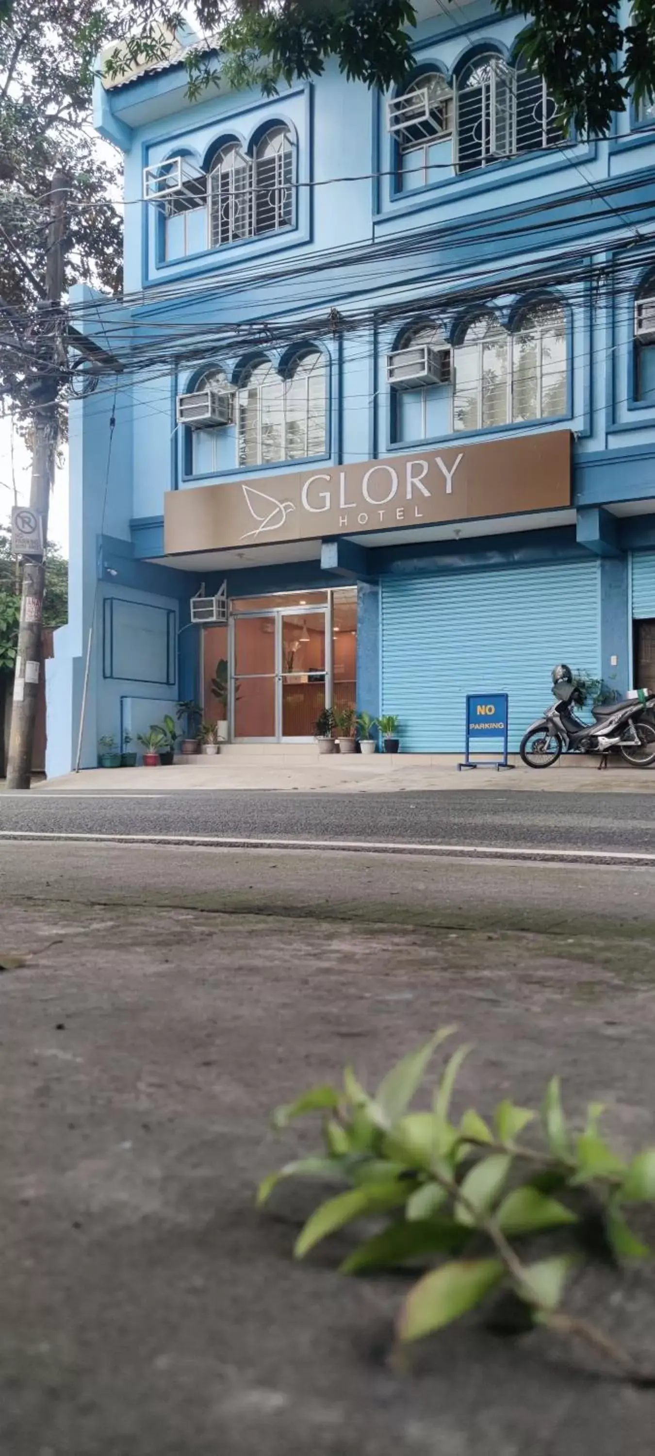 Property building in Glory Hotel Cubao Property building in Glory Hotel Cubao