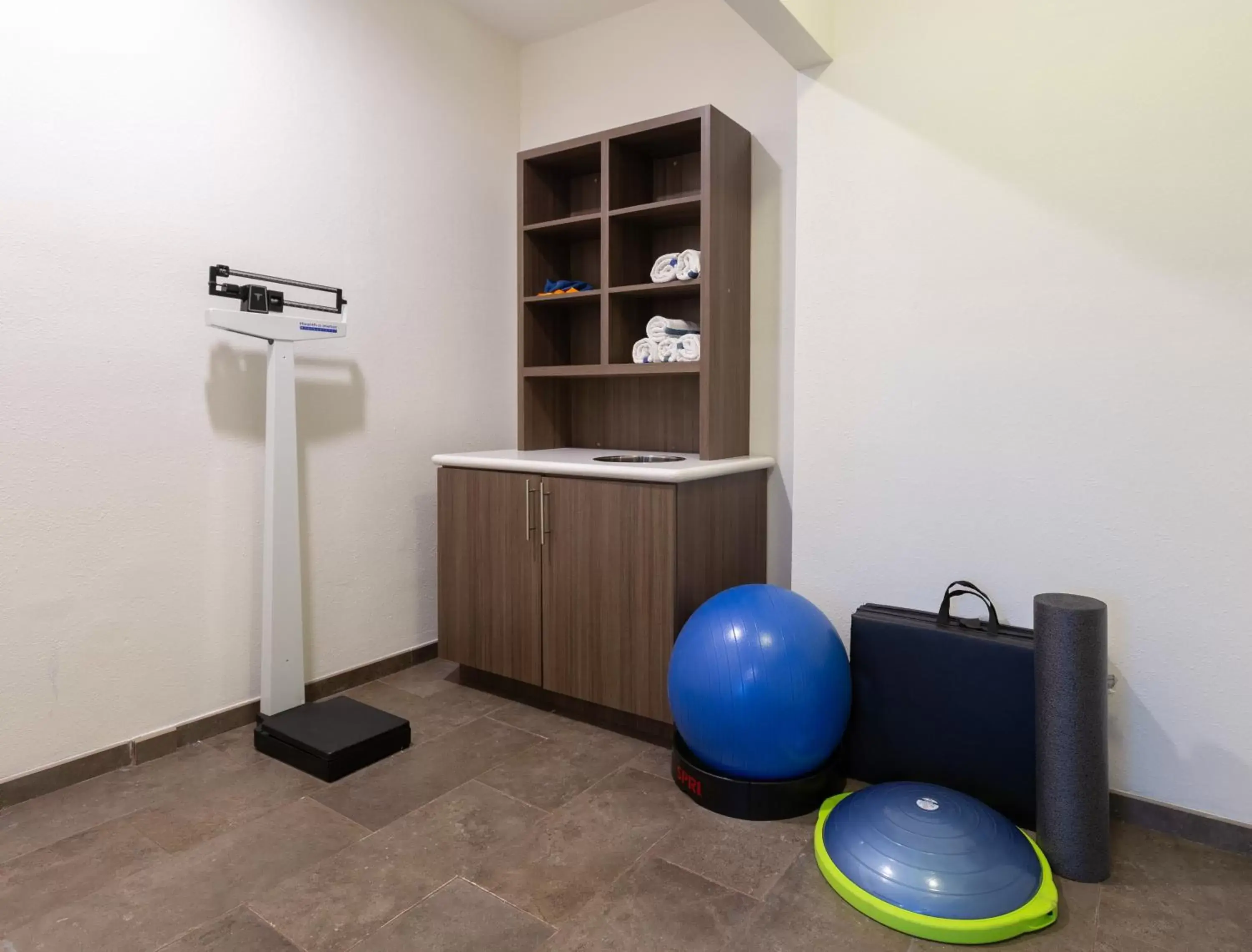 Fitness centre/facilities, Fitness Center/Facilities in Holiday Inn San Marcos Convention Center, an IHG Hotel