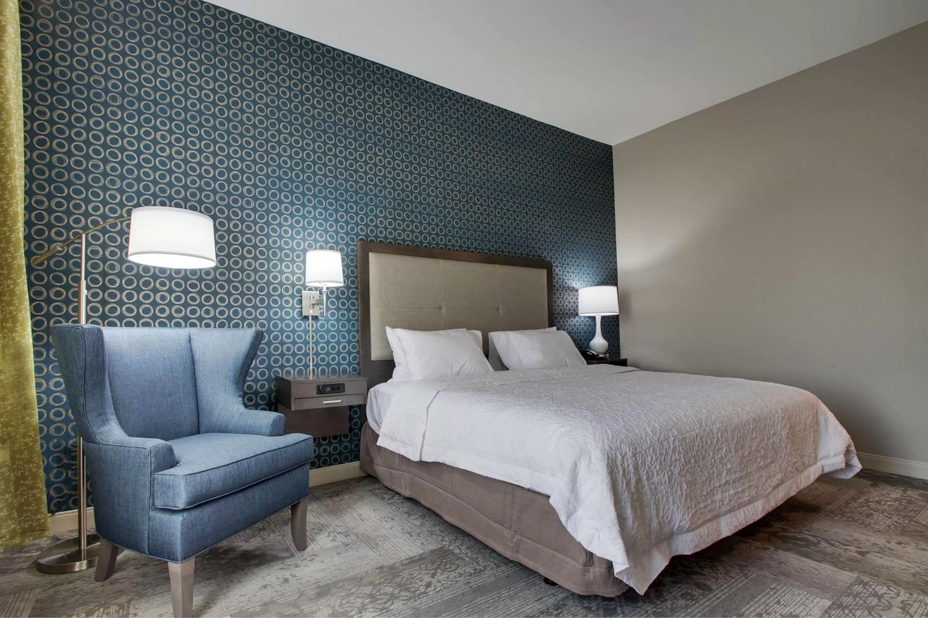 Bed in Hampton Inn & Suites By Hilton Knightdale Raleigh