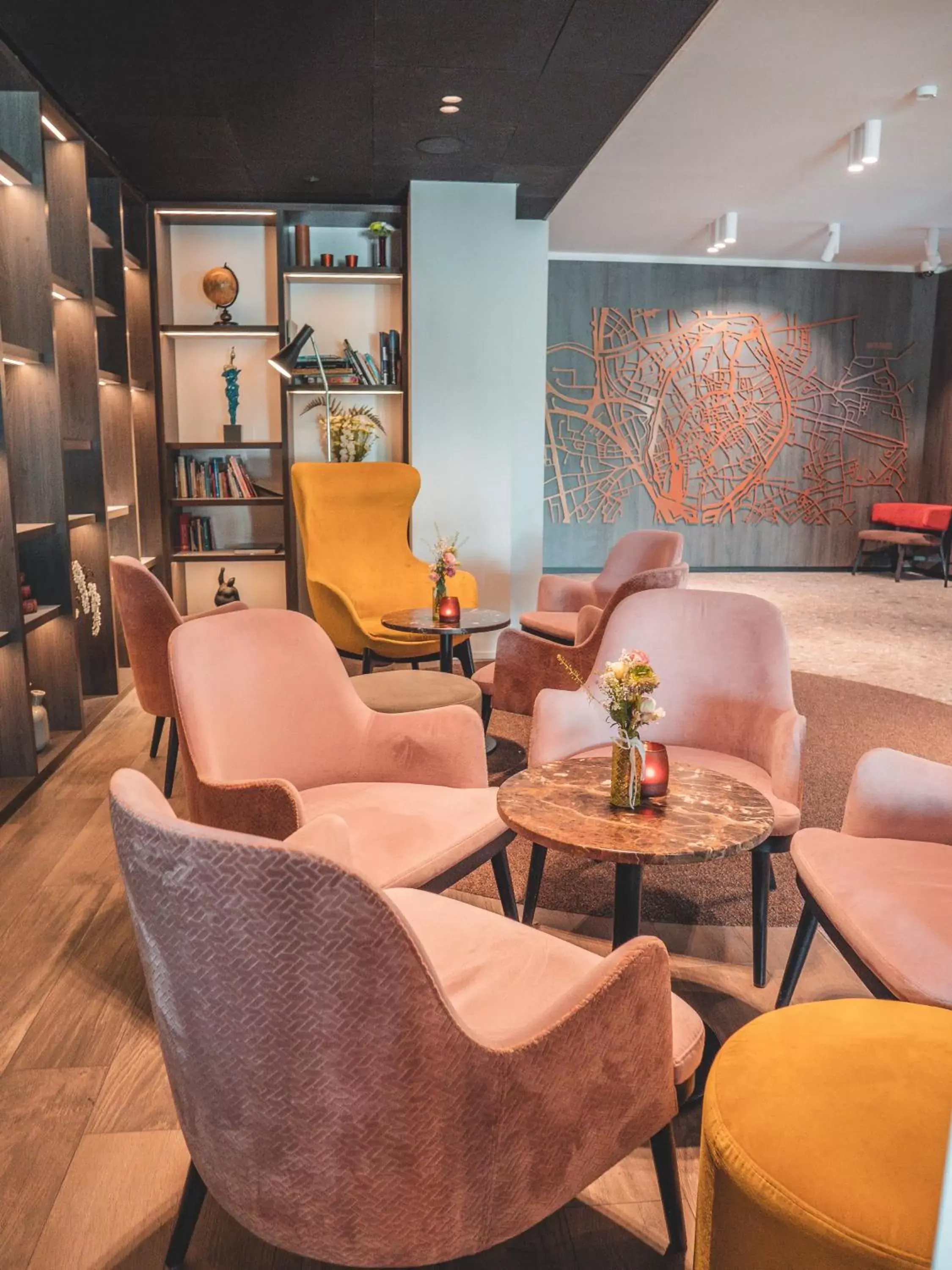 Seating area, Lobby/Reception in Radisson Blu Hotel, Bruges