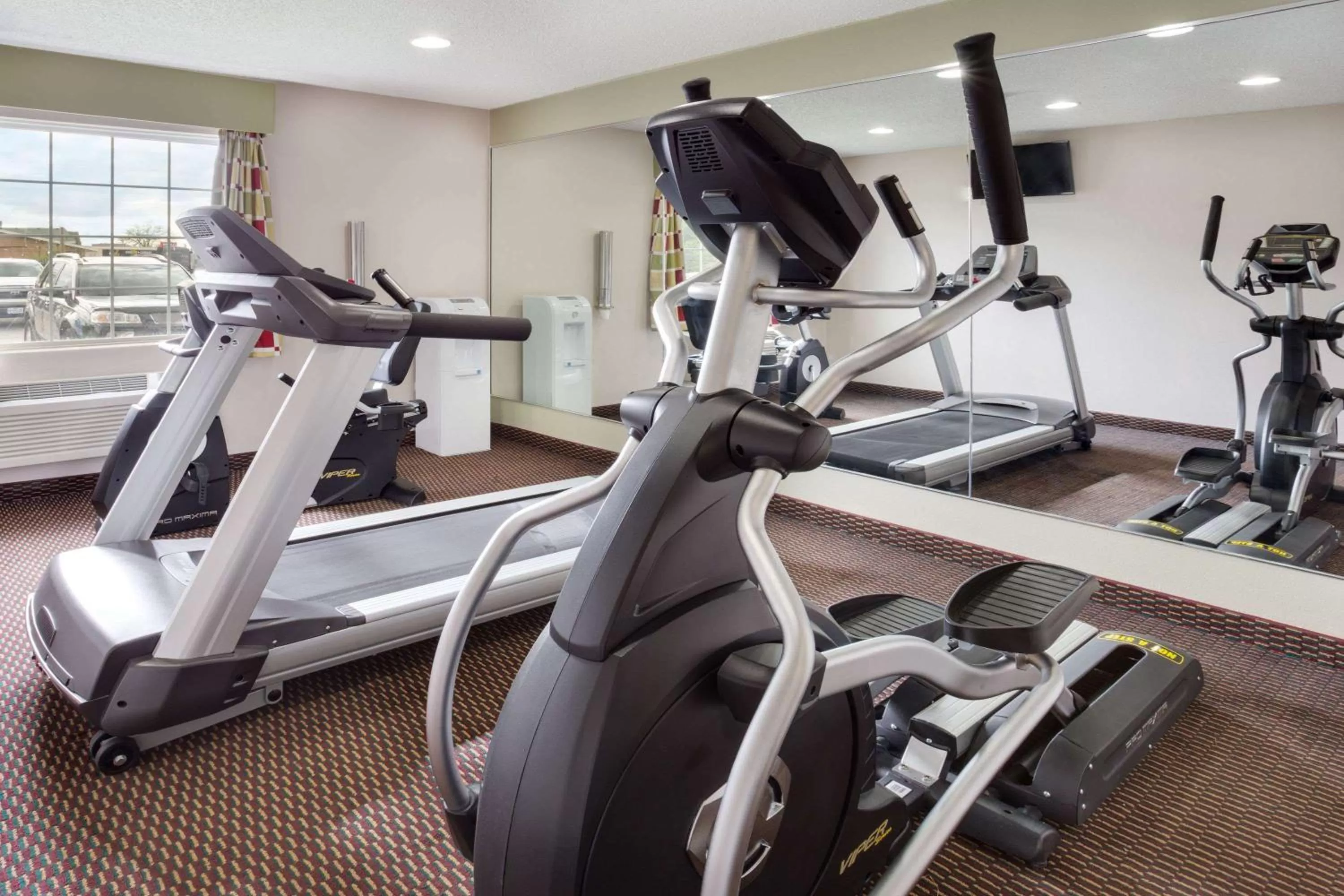 Fitness centre/facilities in Baymont by Wyndham Beloit