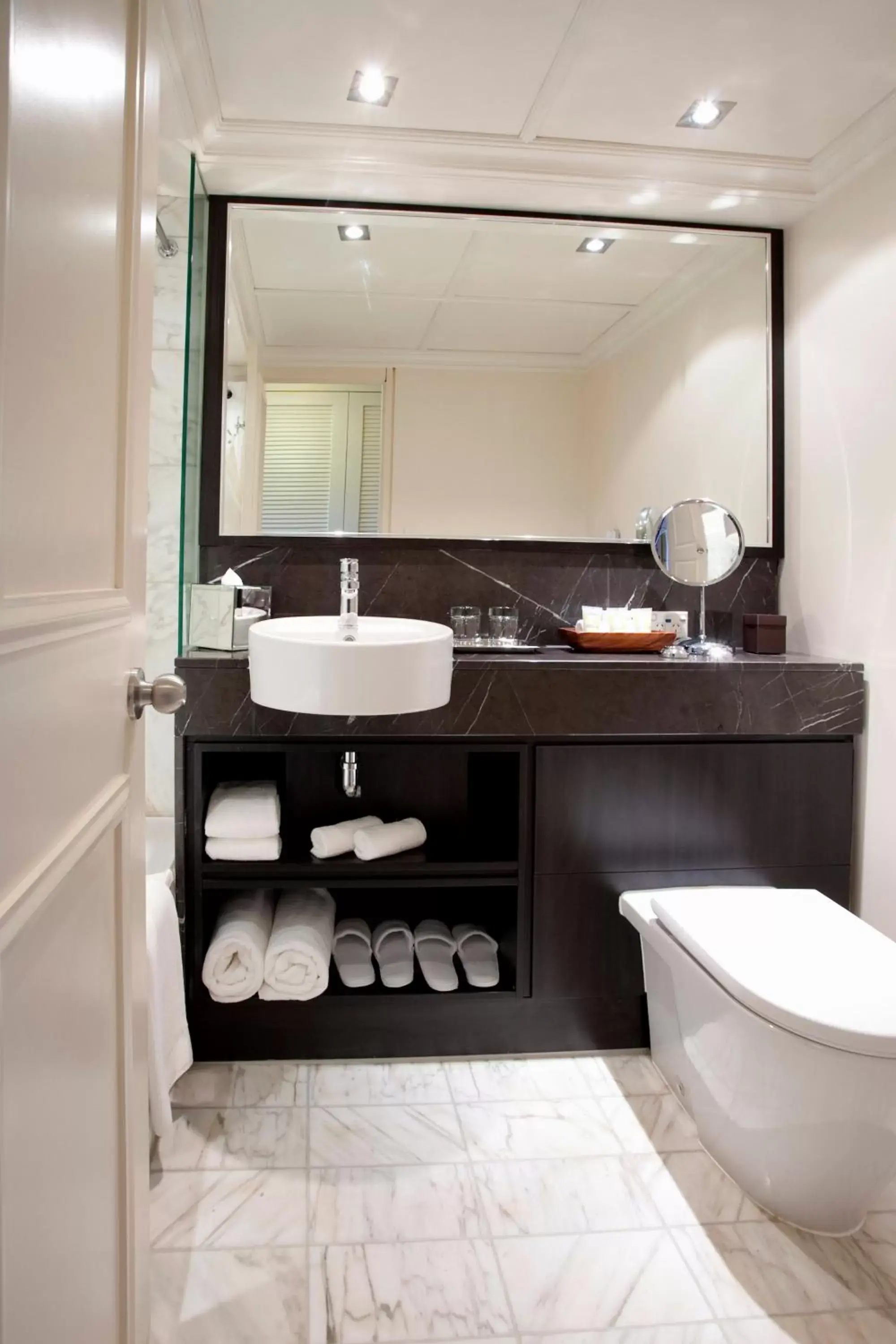 Bathroom in Pullman Auckland Hotel & Apartments