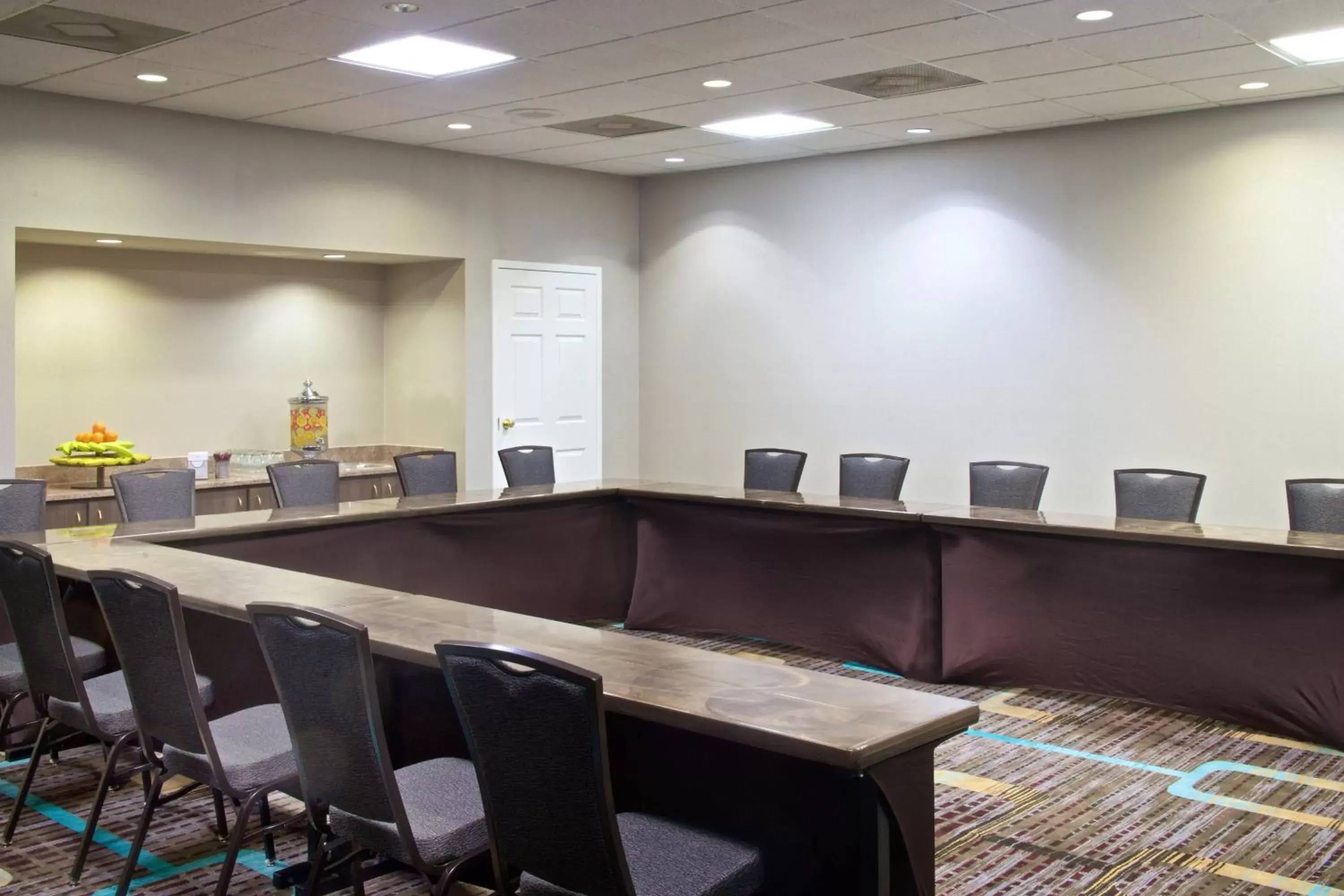 Meeting/conference room in Residence Inn Orlando Lake Buena Vista