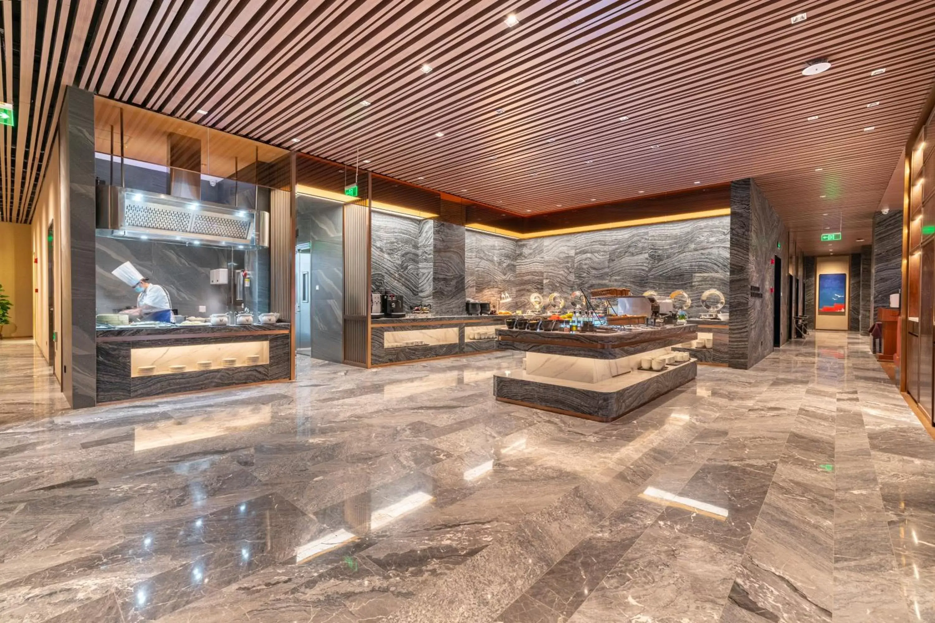 Restaurant/places to eat, Lobby/Reception in Holiday Inn Express Beijing Huacai, an IHG Hotel