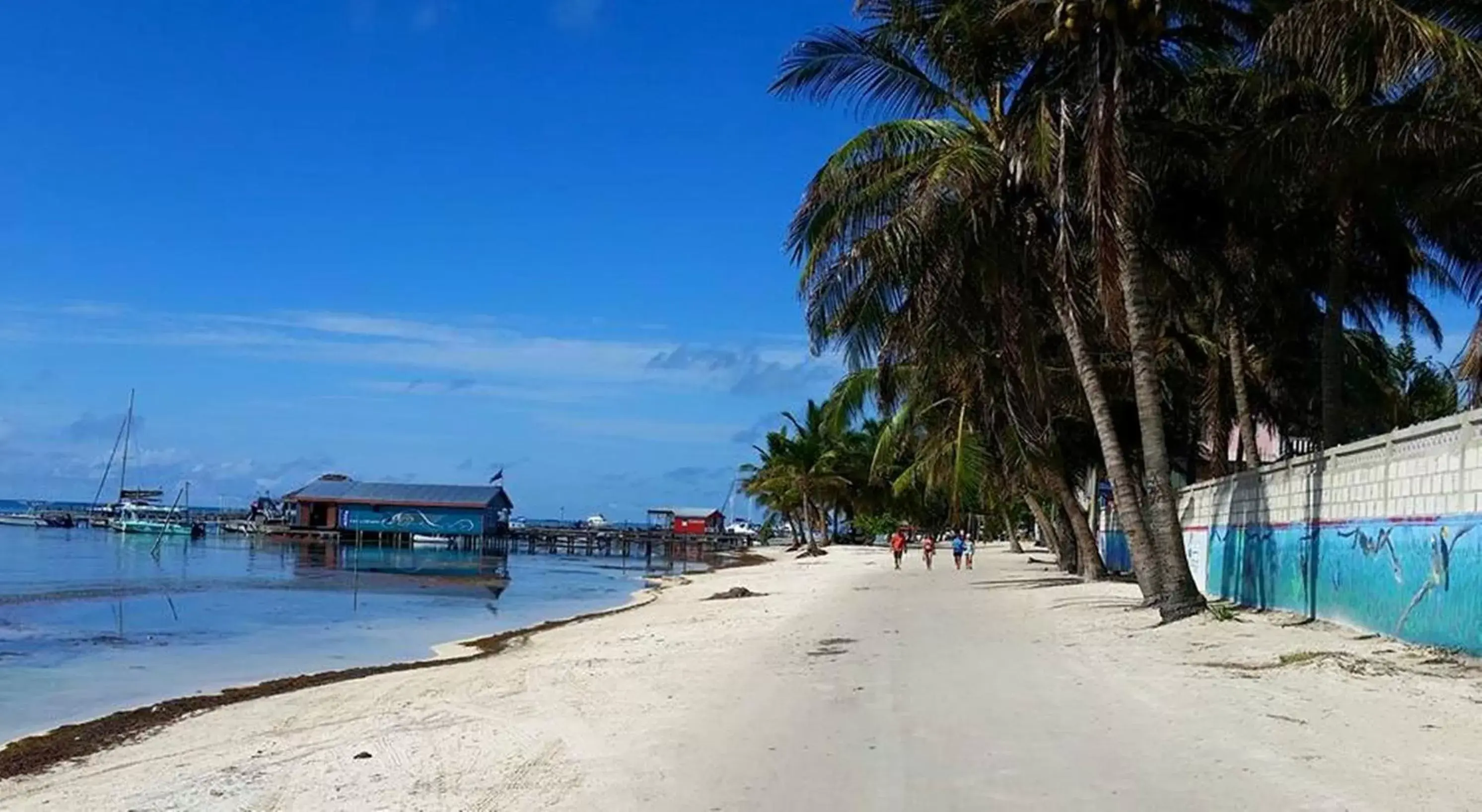 Beach in Ocean Tide Beach Resort