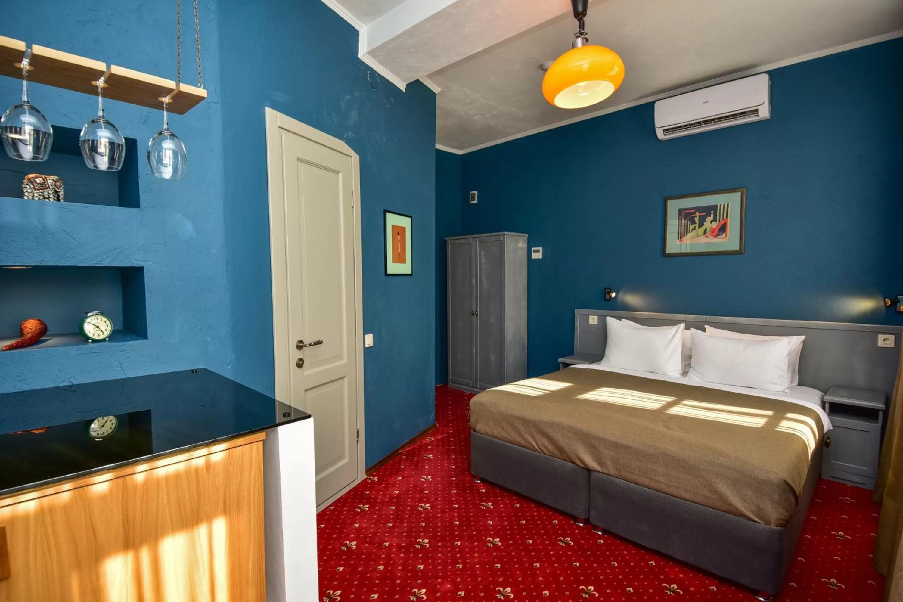 Bed in Kindli Boutique Hotel