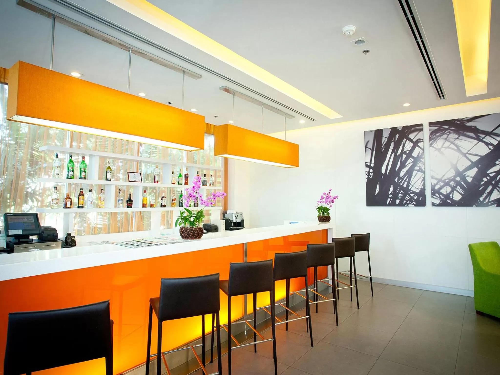 Lounge or bar in Ibis Pattaya
