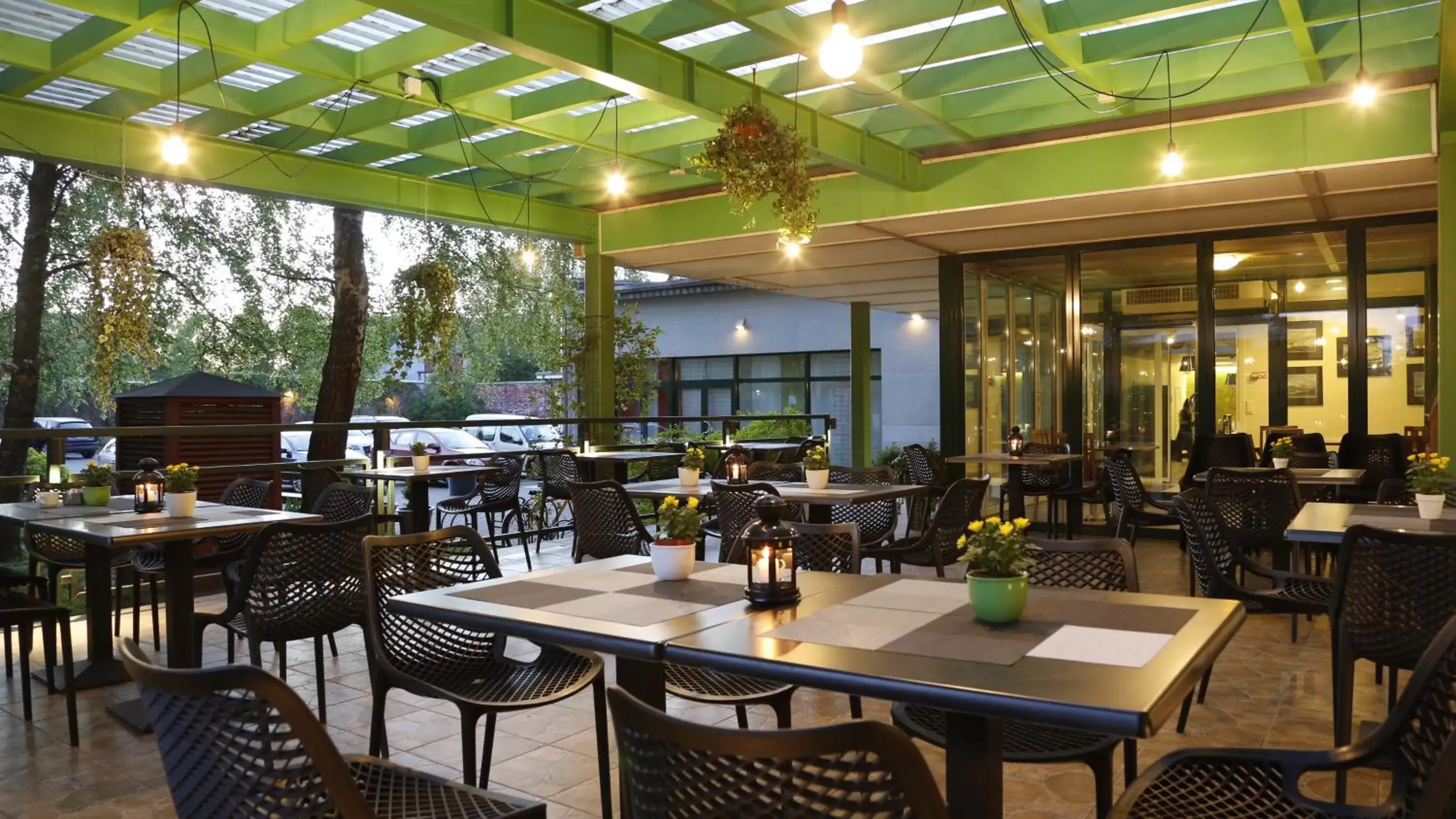 Balcony/Terrace, Restaurant/Places to Eat in Amrita Hotel