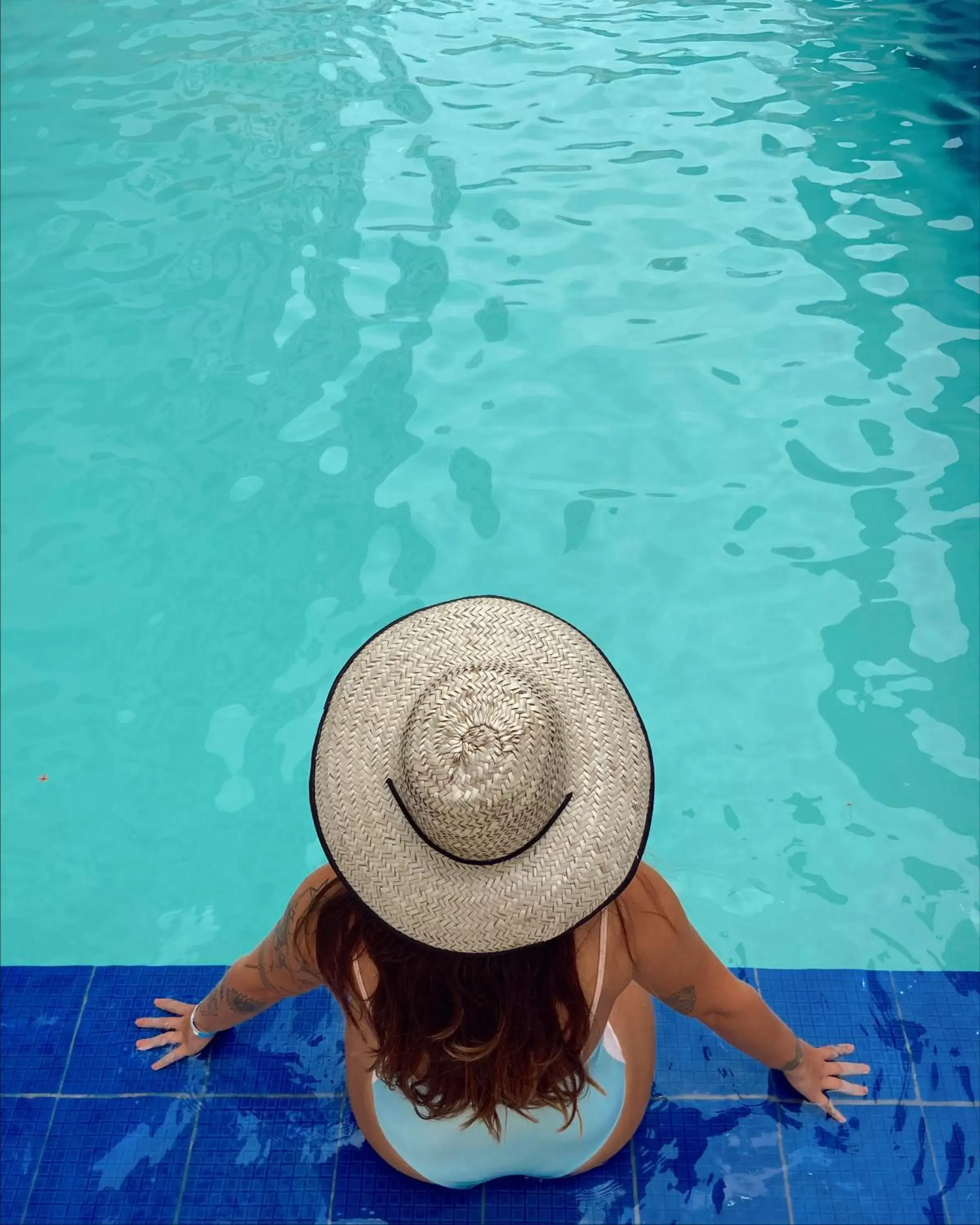 People, Swimming Pool in Nobile Suítes Tambaú