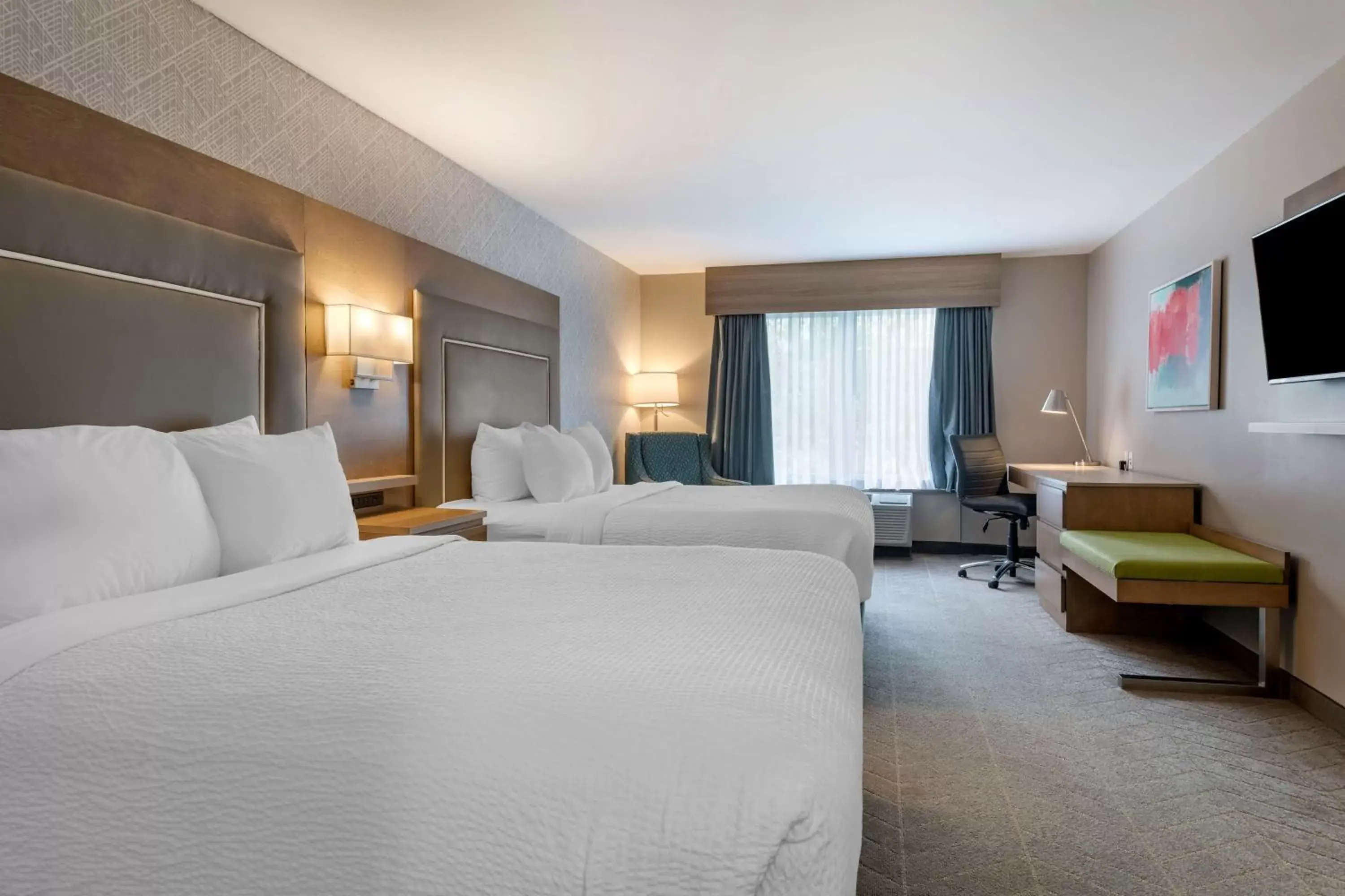 Queen Room with Two Queen Beds and Roll-In Shower - Disability AccessNon-Smoking in Best Western Dartmouth Hotel & Suites Queen Room with Two Queen Beds and Roll-In Shower - Disability AccessNon-Smoking in Best Western Dartmouth Hotel & Suites