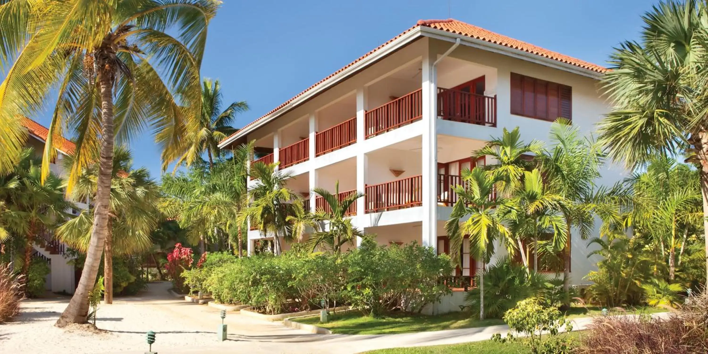 Property building in Couples Swept Away Property building in Couples Swept Away