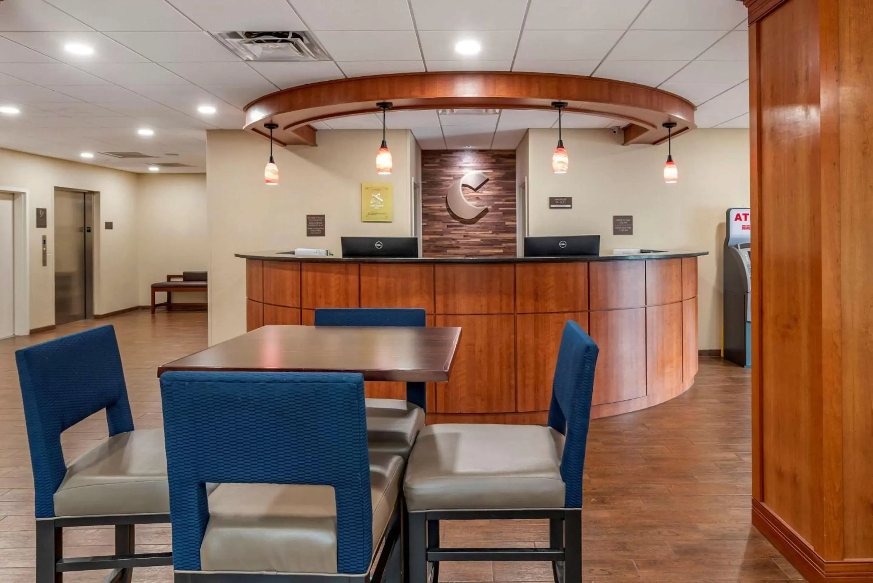 Lobby or reception, Restaurant/Places to Eat in Comfort Suites Niceville Near Eglin Air Force Base