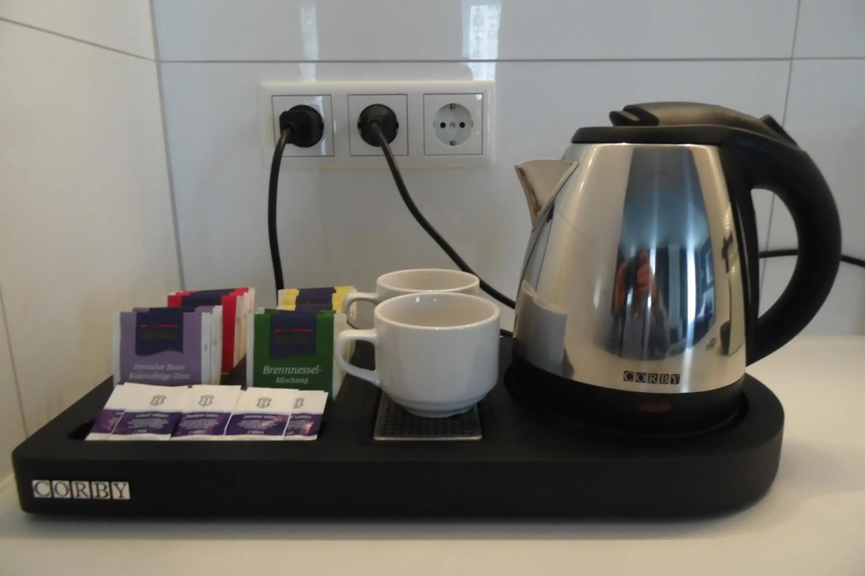Coffee/tea facilities in Hotel Rheingold