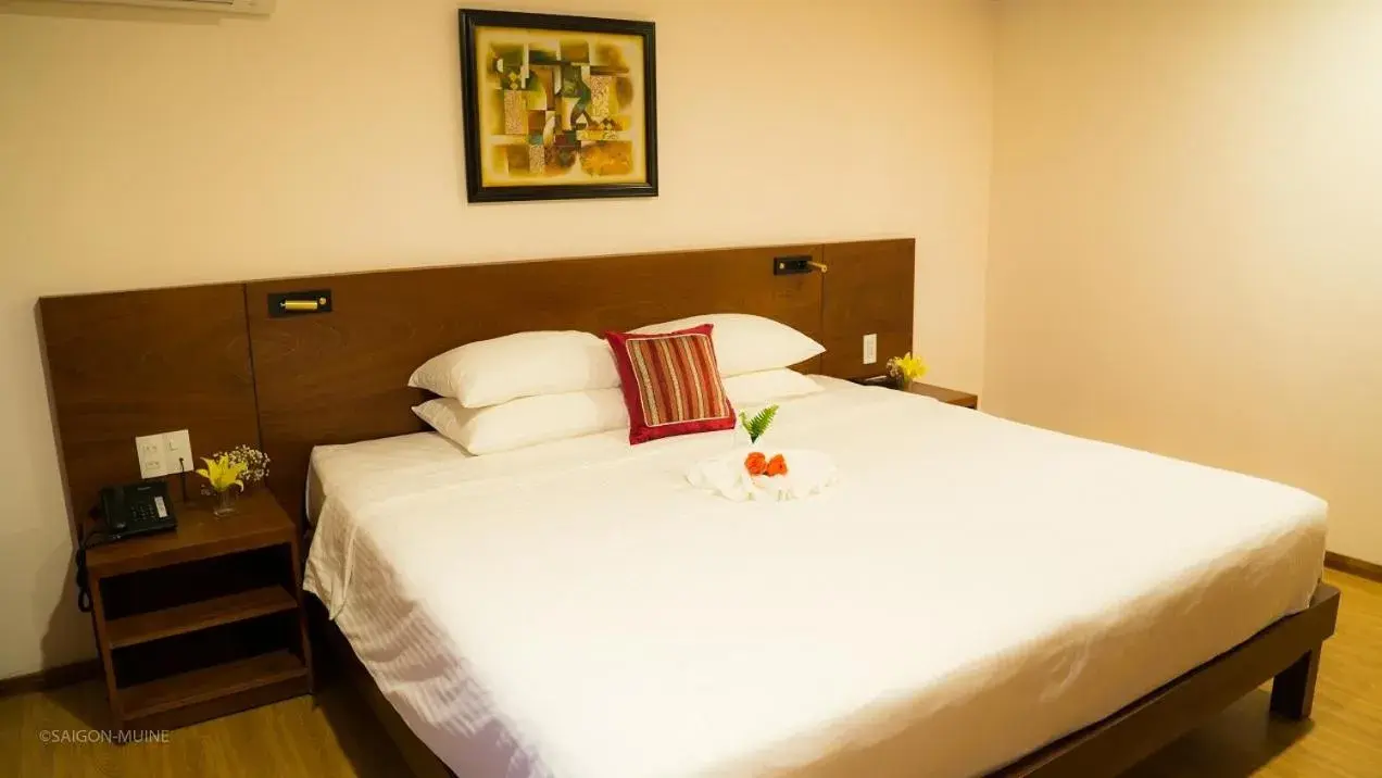Bed in Saigon Mui Ne Resort Bed in Saigon Mui Ne Resort