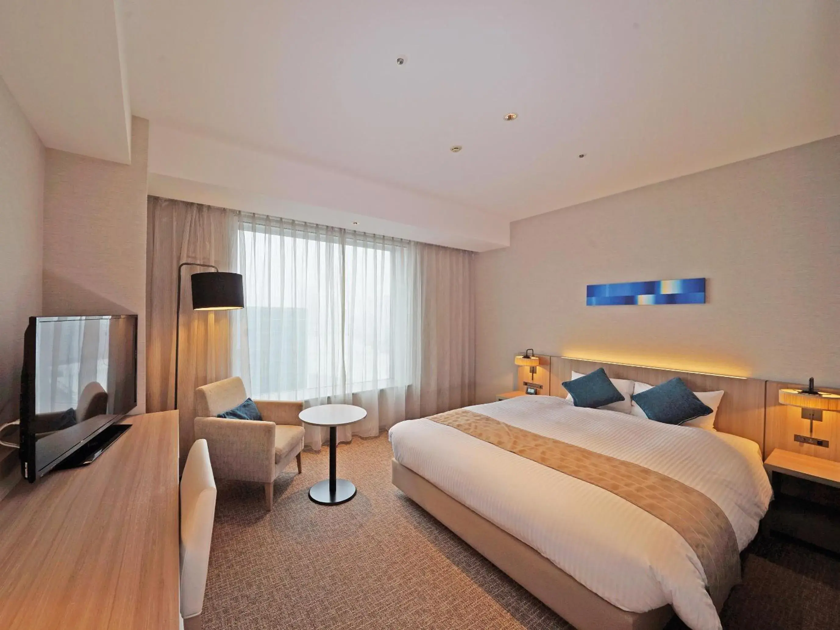 Photo of the whole room in the square hotel Yokohama Minatomirai