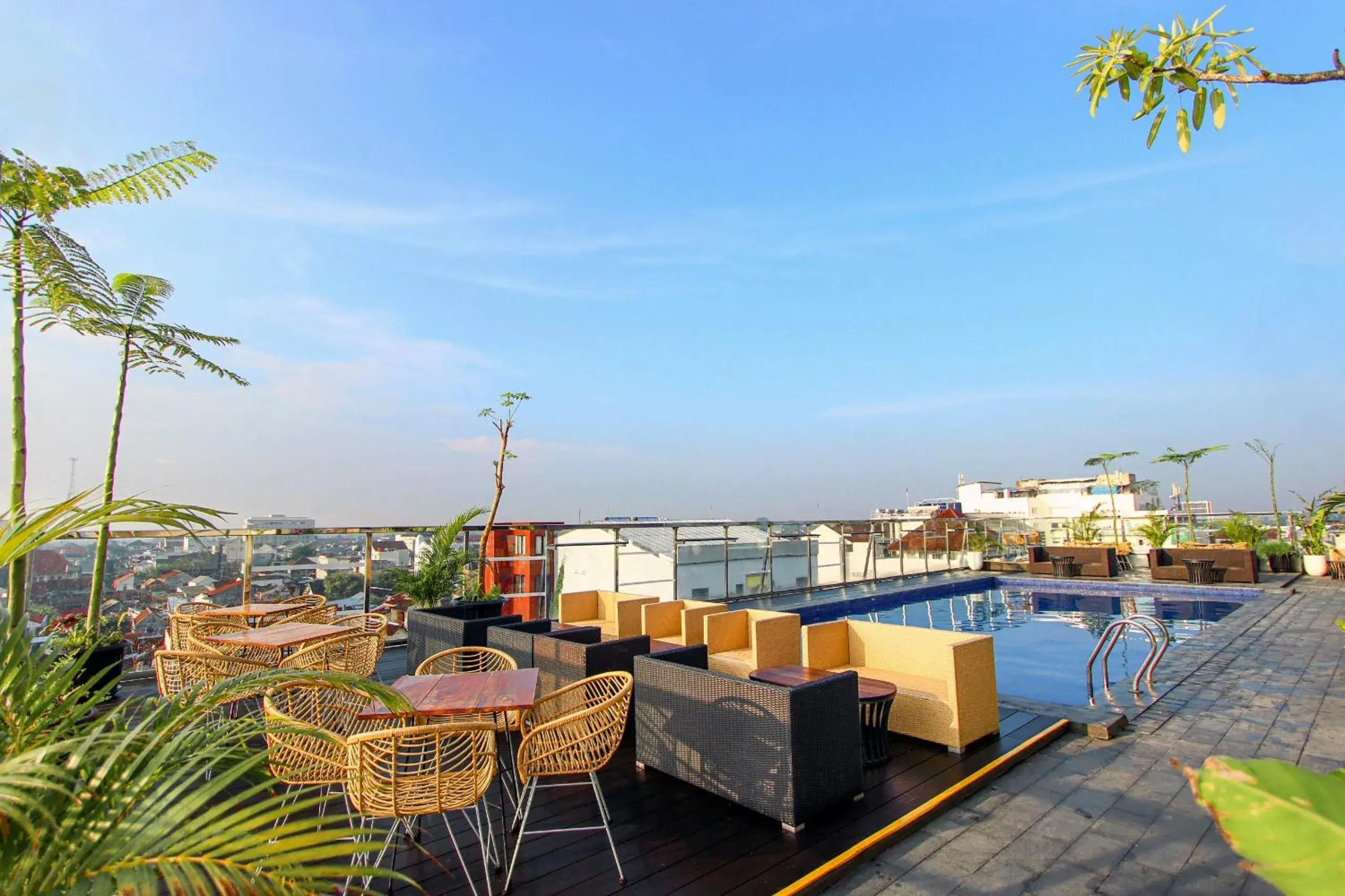 Swimming pool in HOTEL FORTUNAGRANDE MALIOBORO formerly Hotel Dafam Fortuna