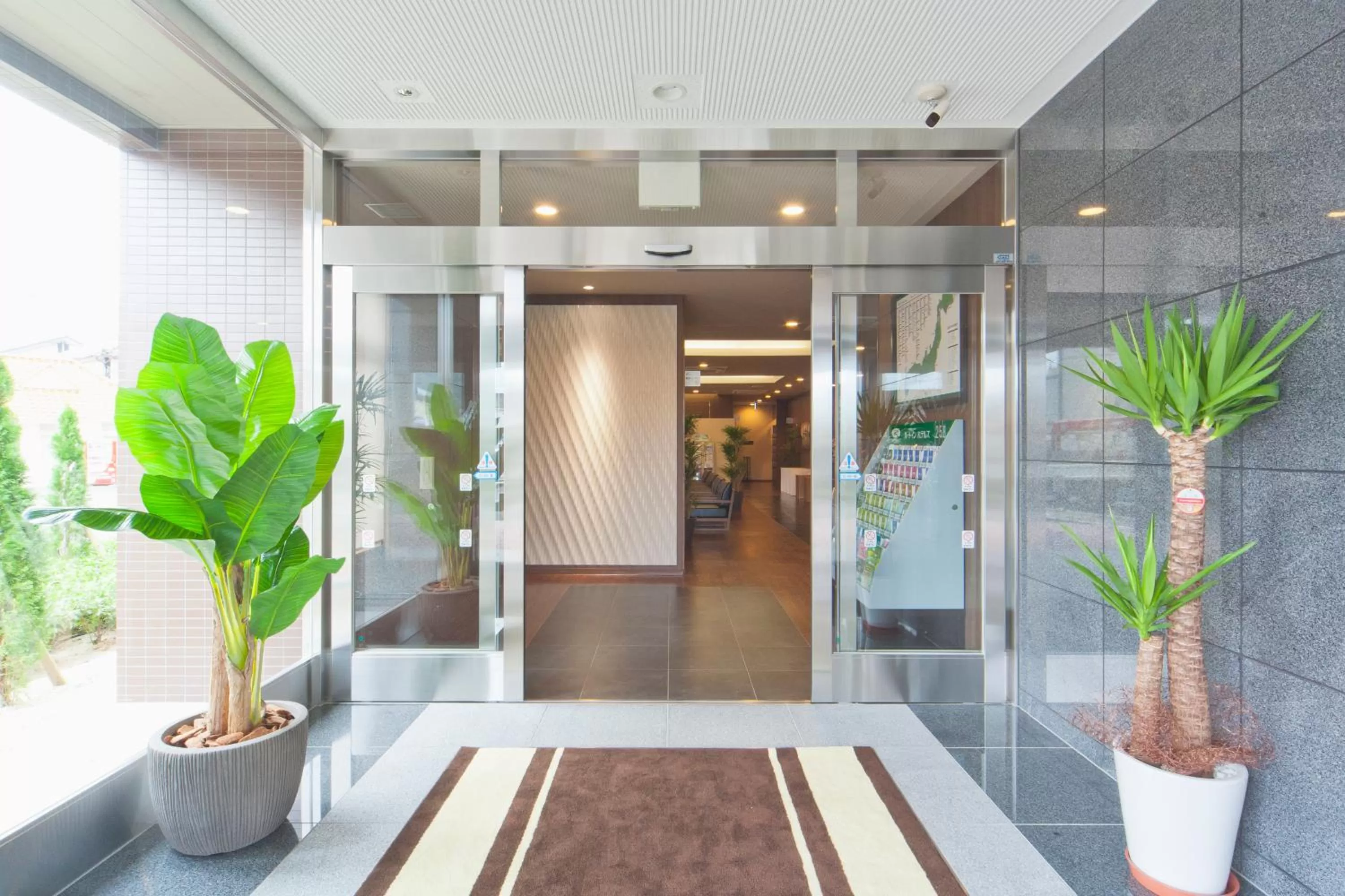Facade/entrance in Hotel Route-Inn Saiki Ekimae