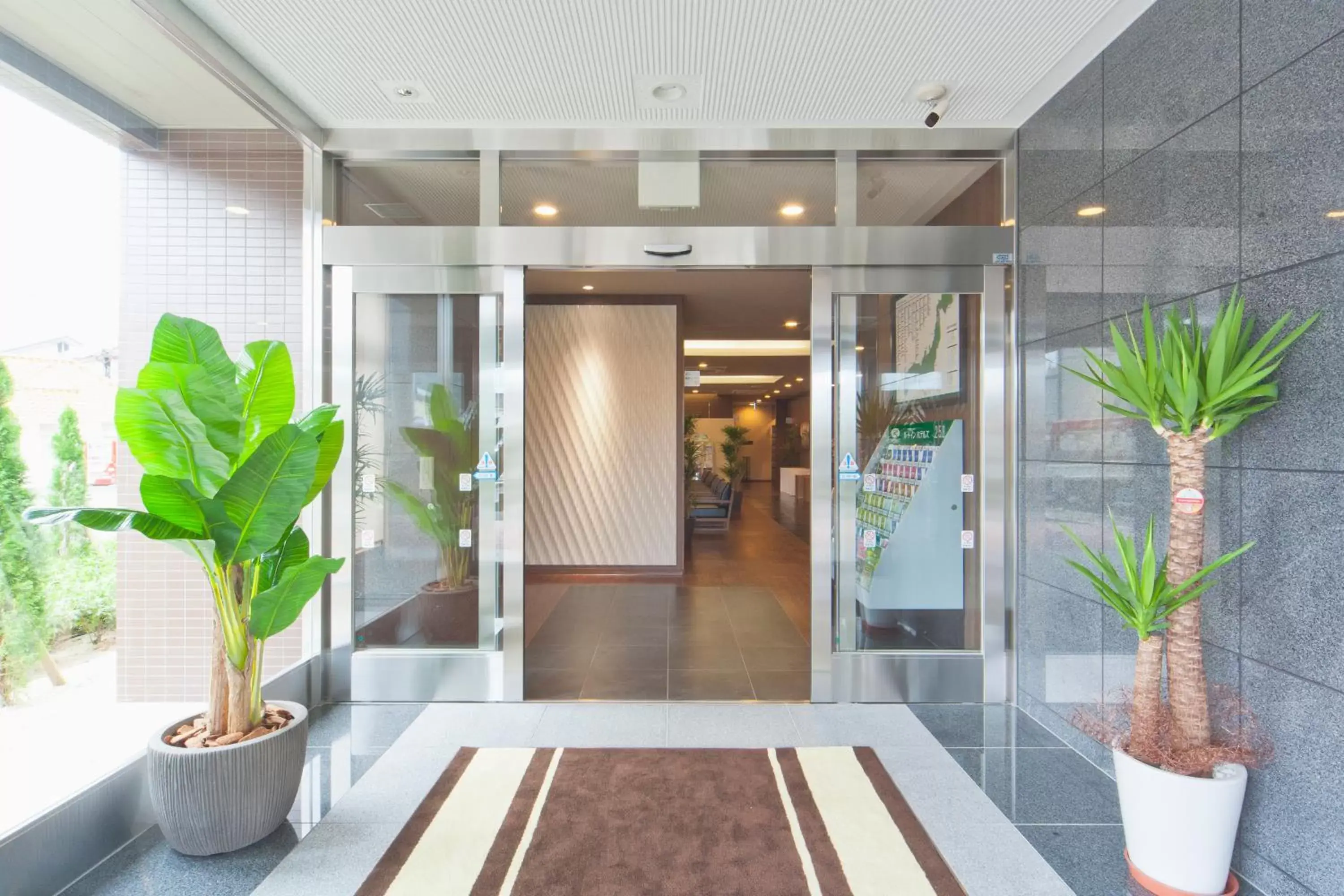 Facade/entrance, Lobby/Reception in Hotel Route-Inn Saiki Ekimae