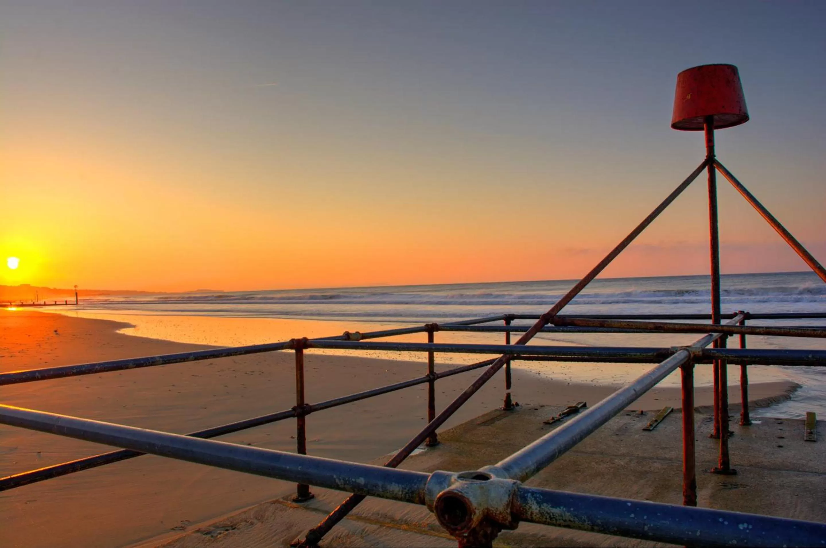 Beach in Cumberland Hotel - OCEANA COLLECTION