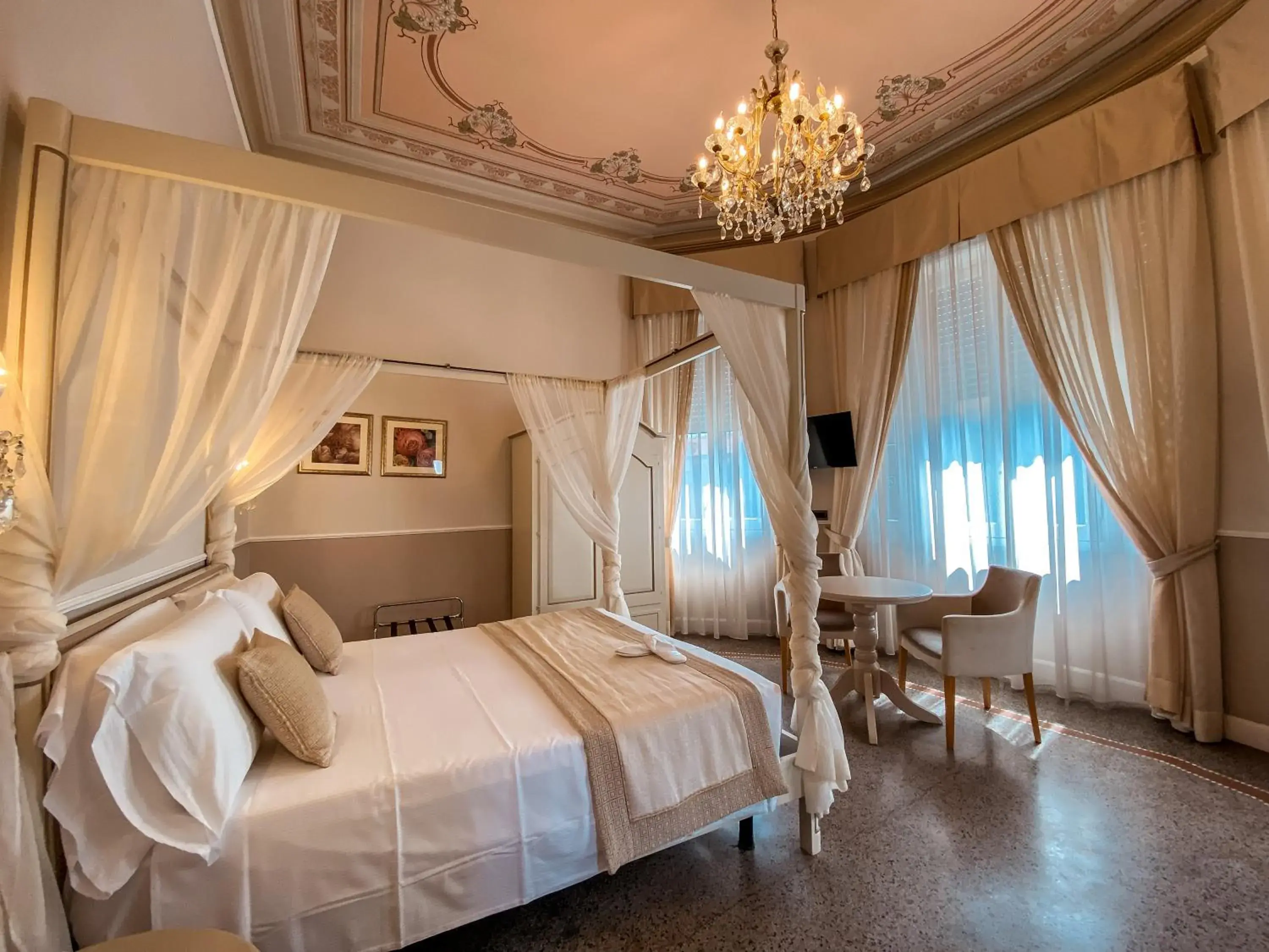 Bed in Hotel Sant'Andrea