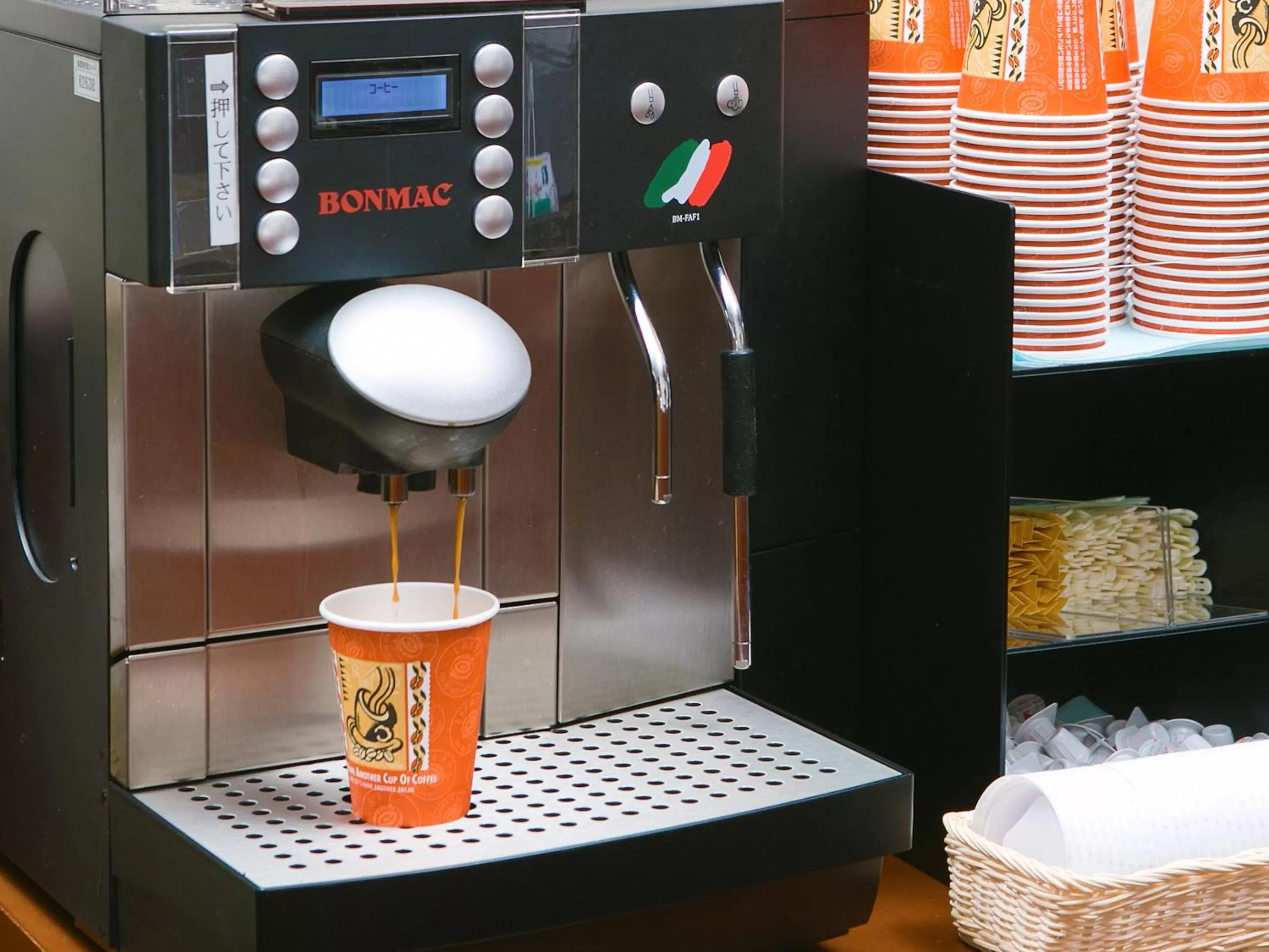 Coffee/tea facilities in Hotel Ace Morioka