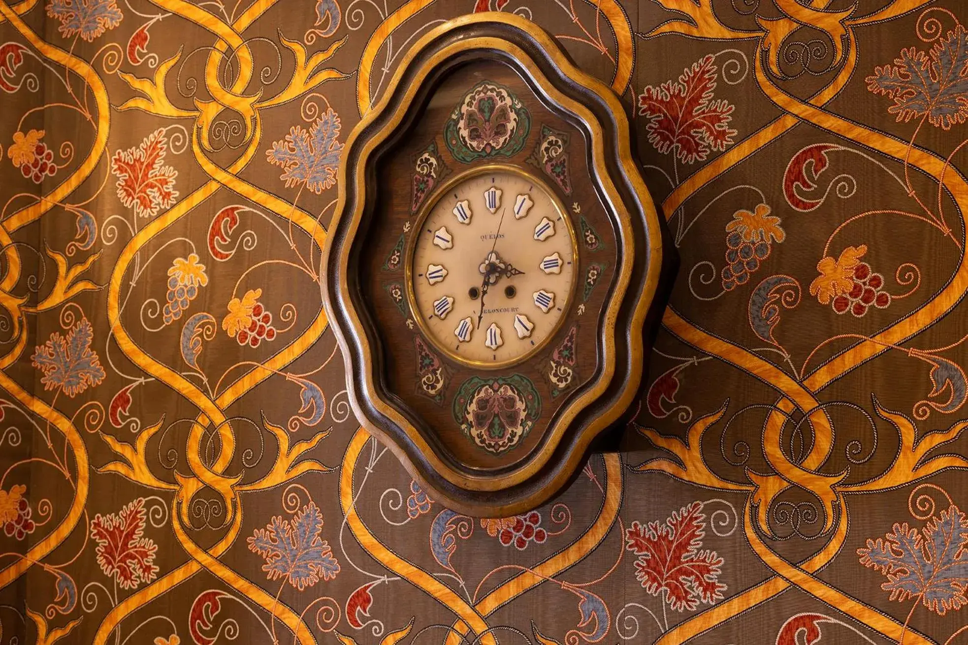 Decorative detail in Relais Hôtel du Vieux Paris