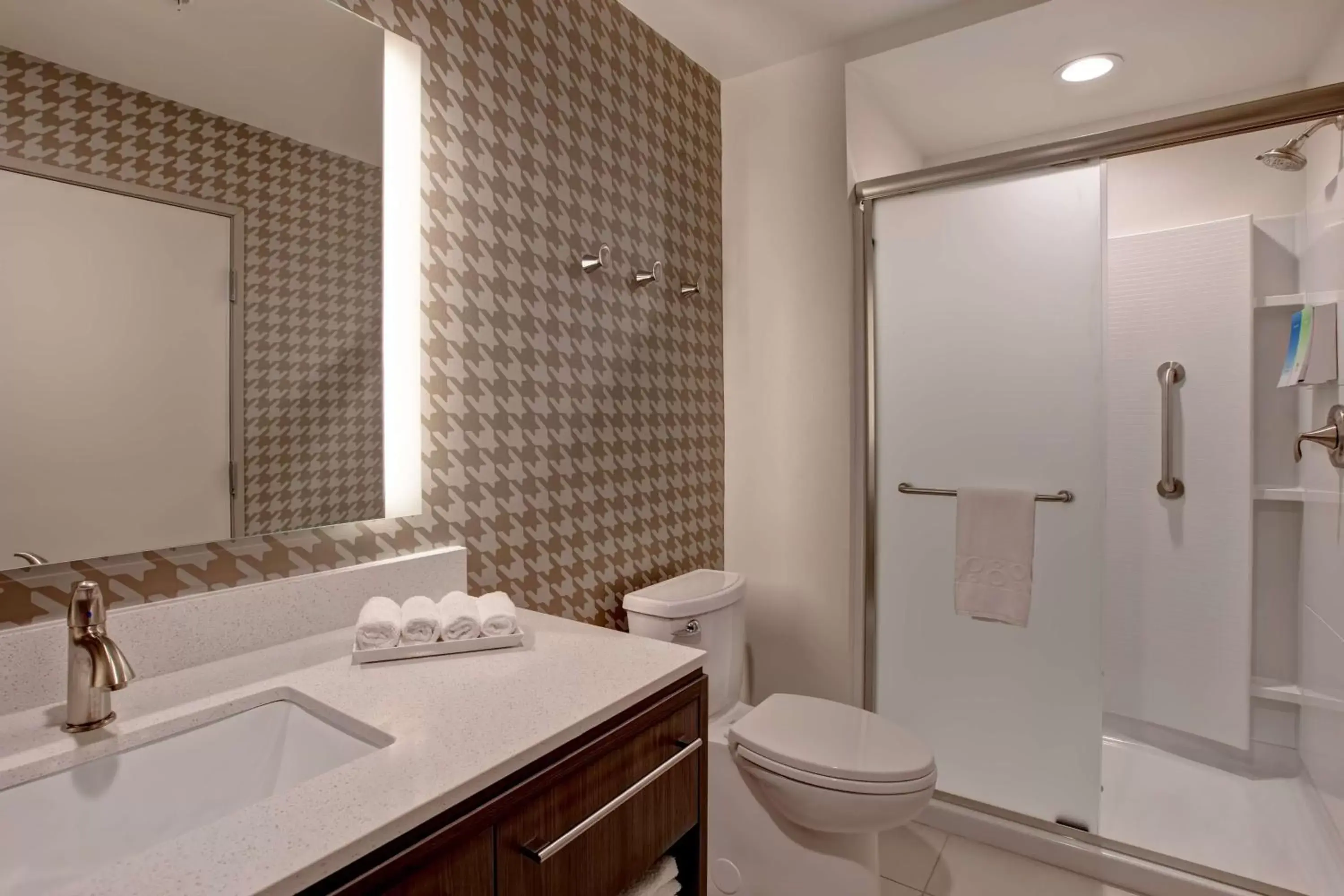 Bathroom in Home2 Suites By Hilton Charlotte Northlake