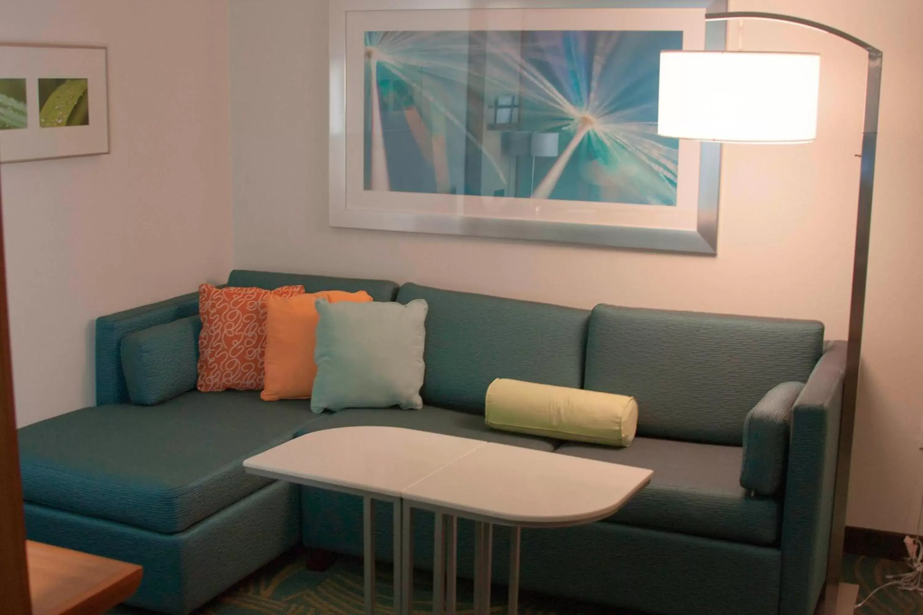 Living room, Seating Area in SpringHill Suites by Marriott Corpus Christi