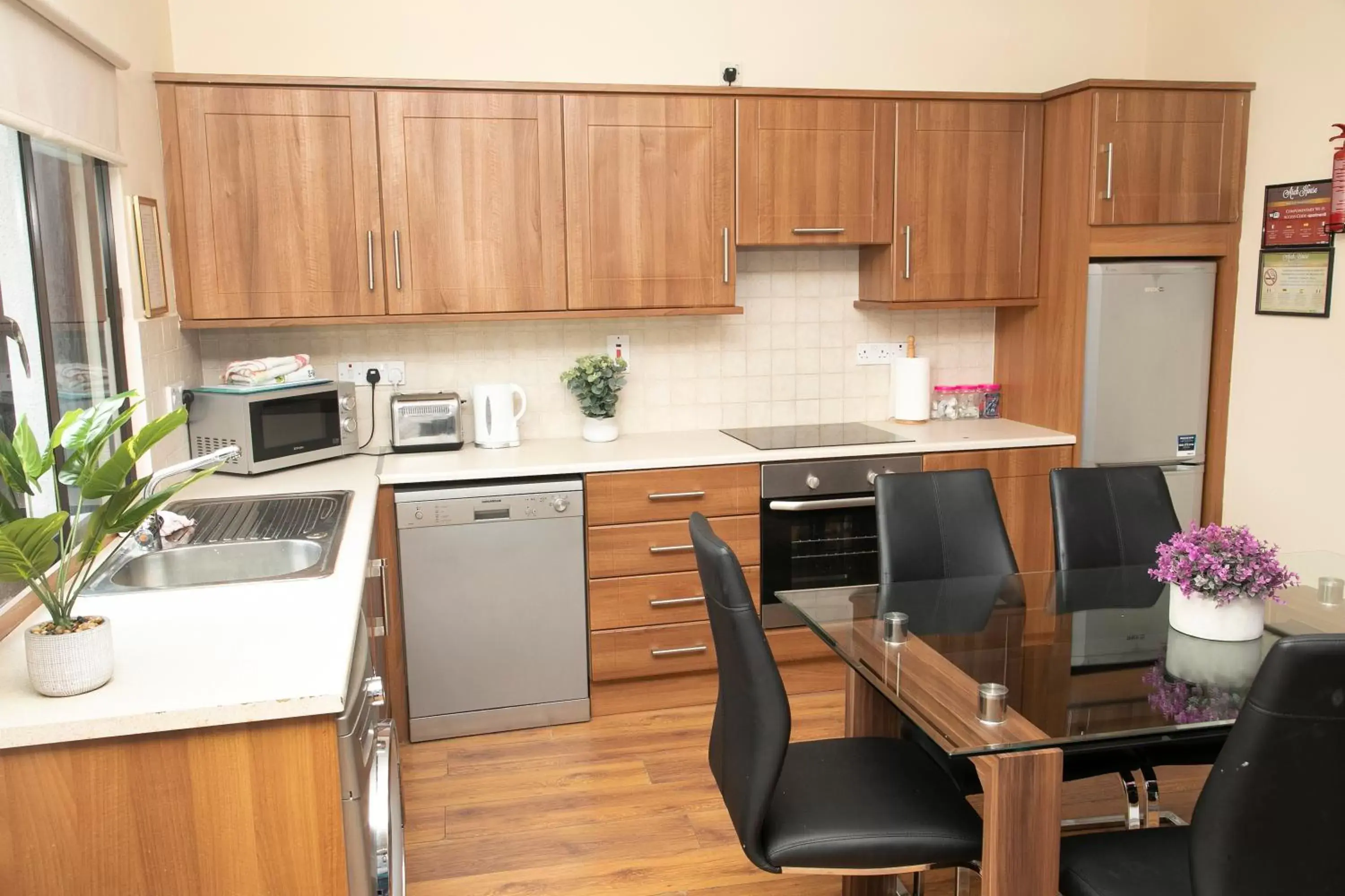 Kitchen or kitchenette, Kitchen/Kitchenette in Arch House B&B & Apartments