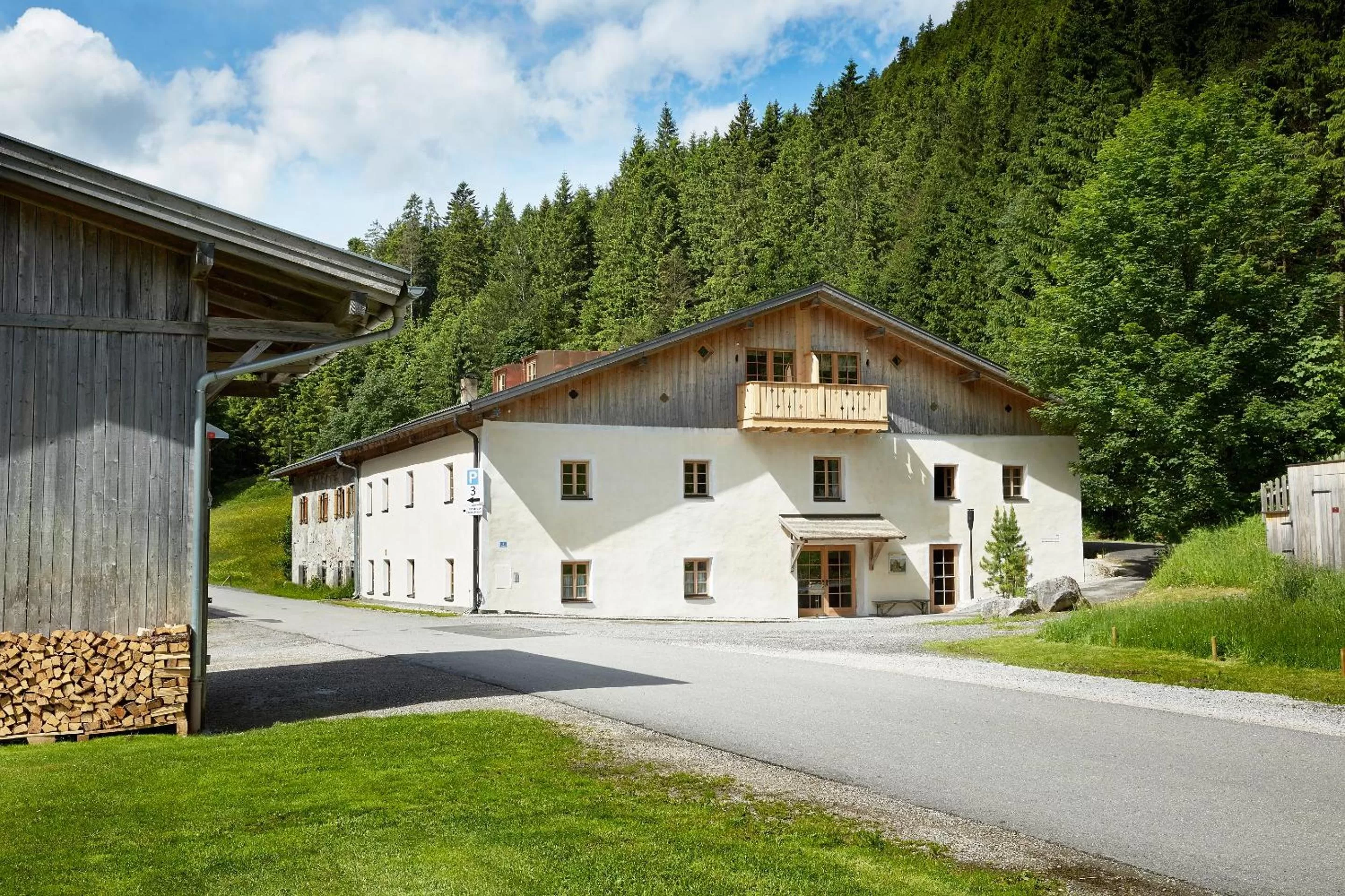 Facade/entrance in Gasthof Salzstadl