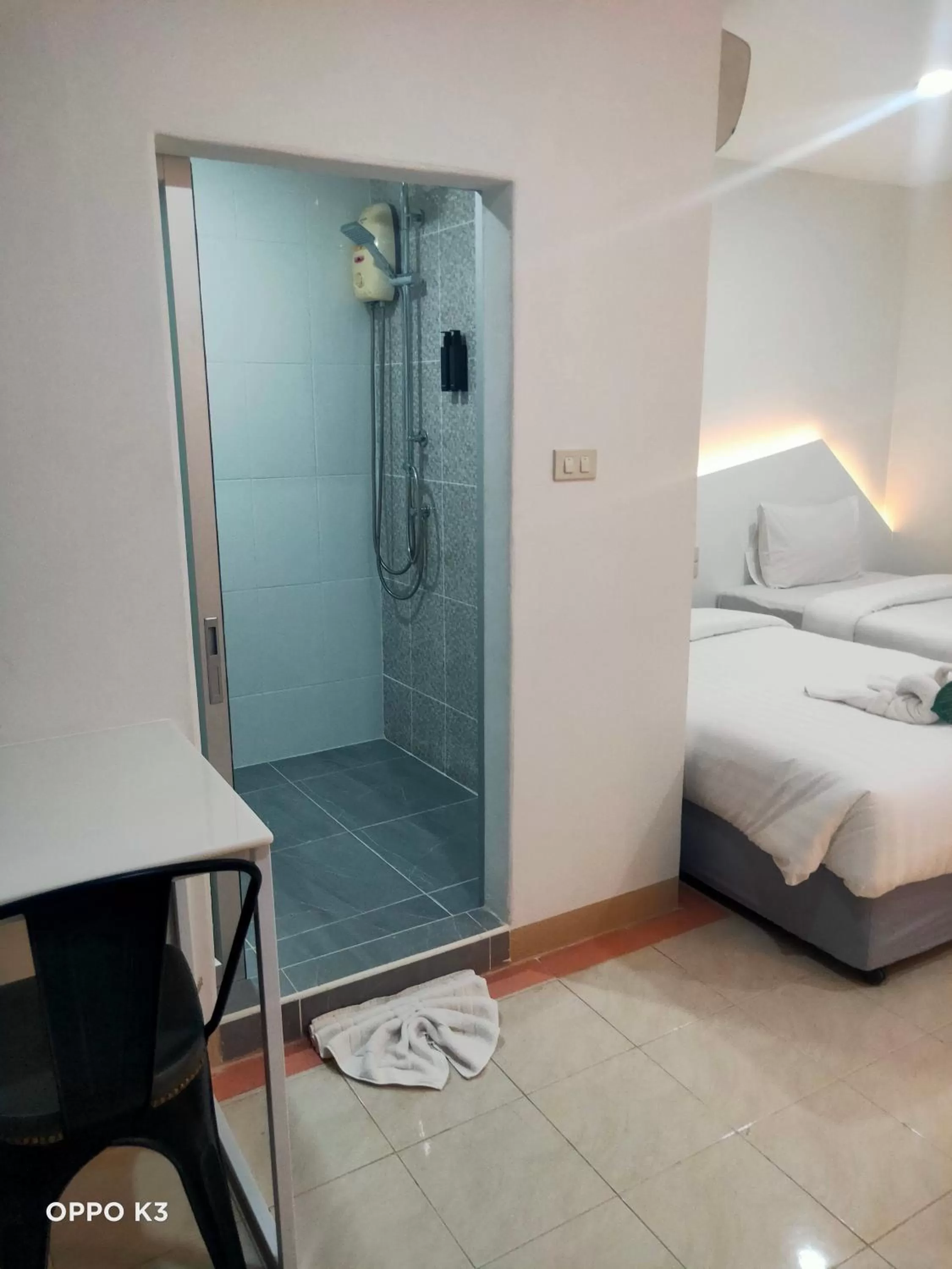 Bathroom, Bed in Bed By Boat @Nonthaburi Pier