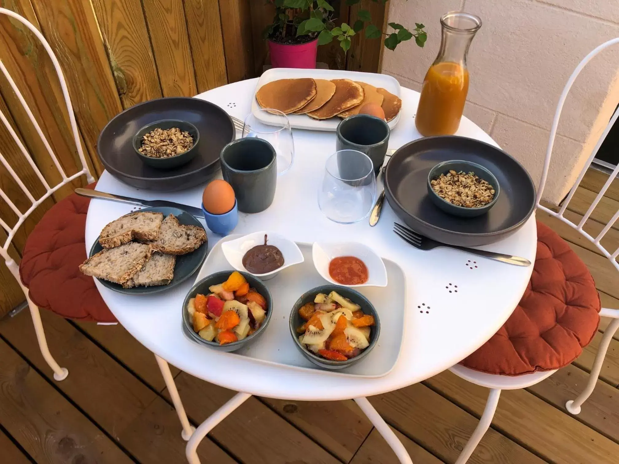 Breakfast in Chambres d'hôtes Le Studio Bordelais