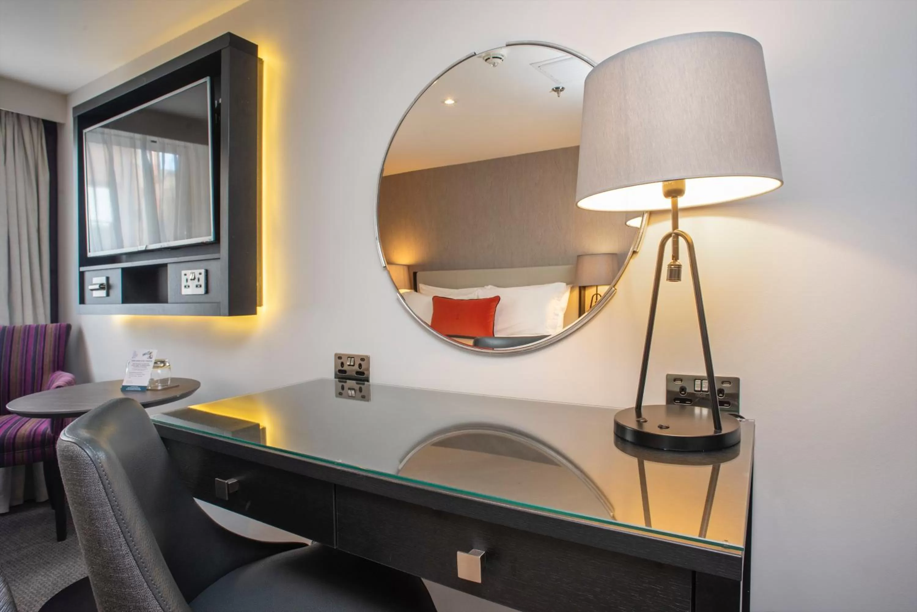 TV and multimedia in Ten Hill Place