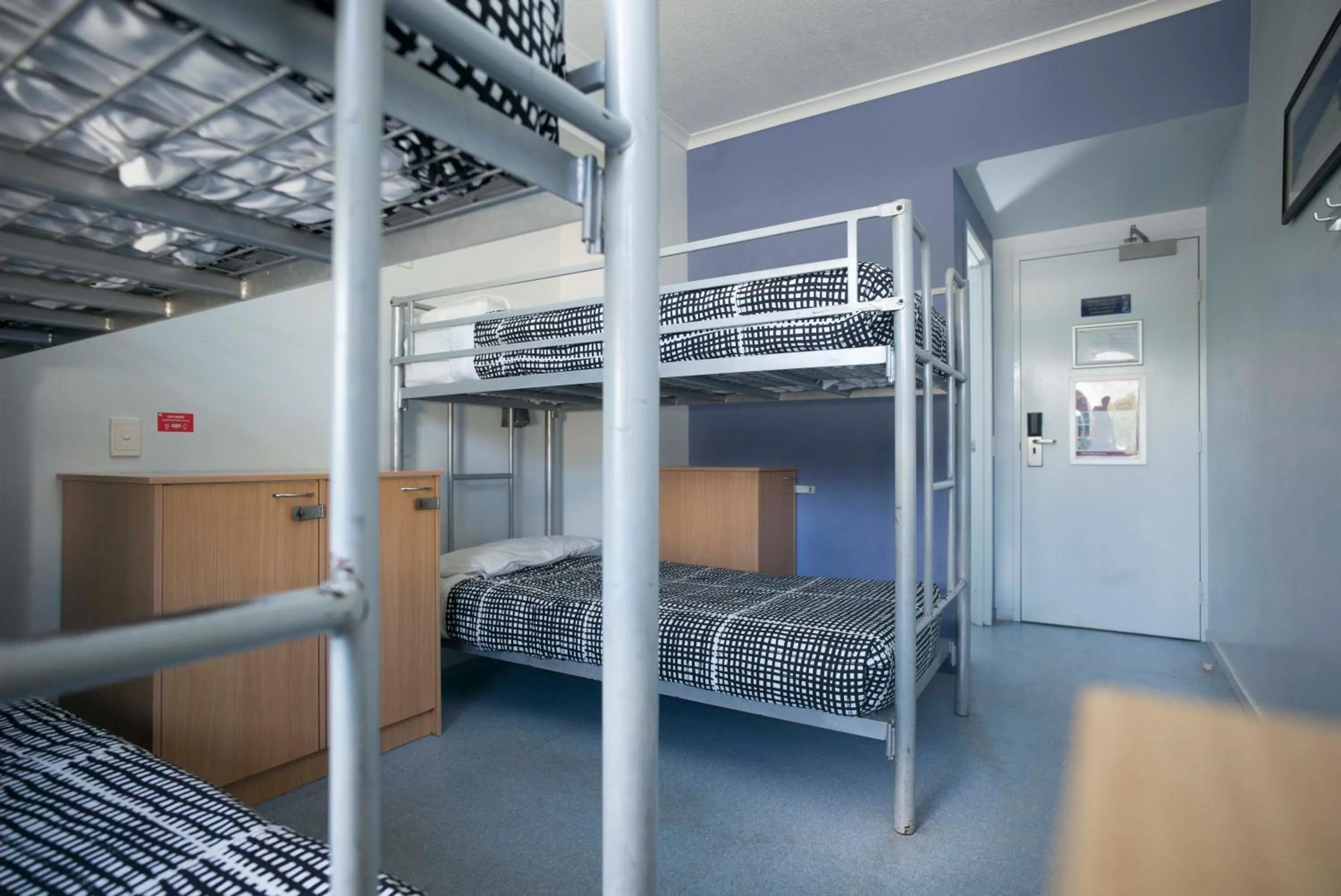 Bedroom, Bed in YHA Cairns Central