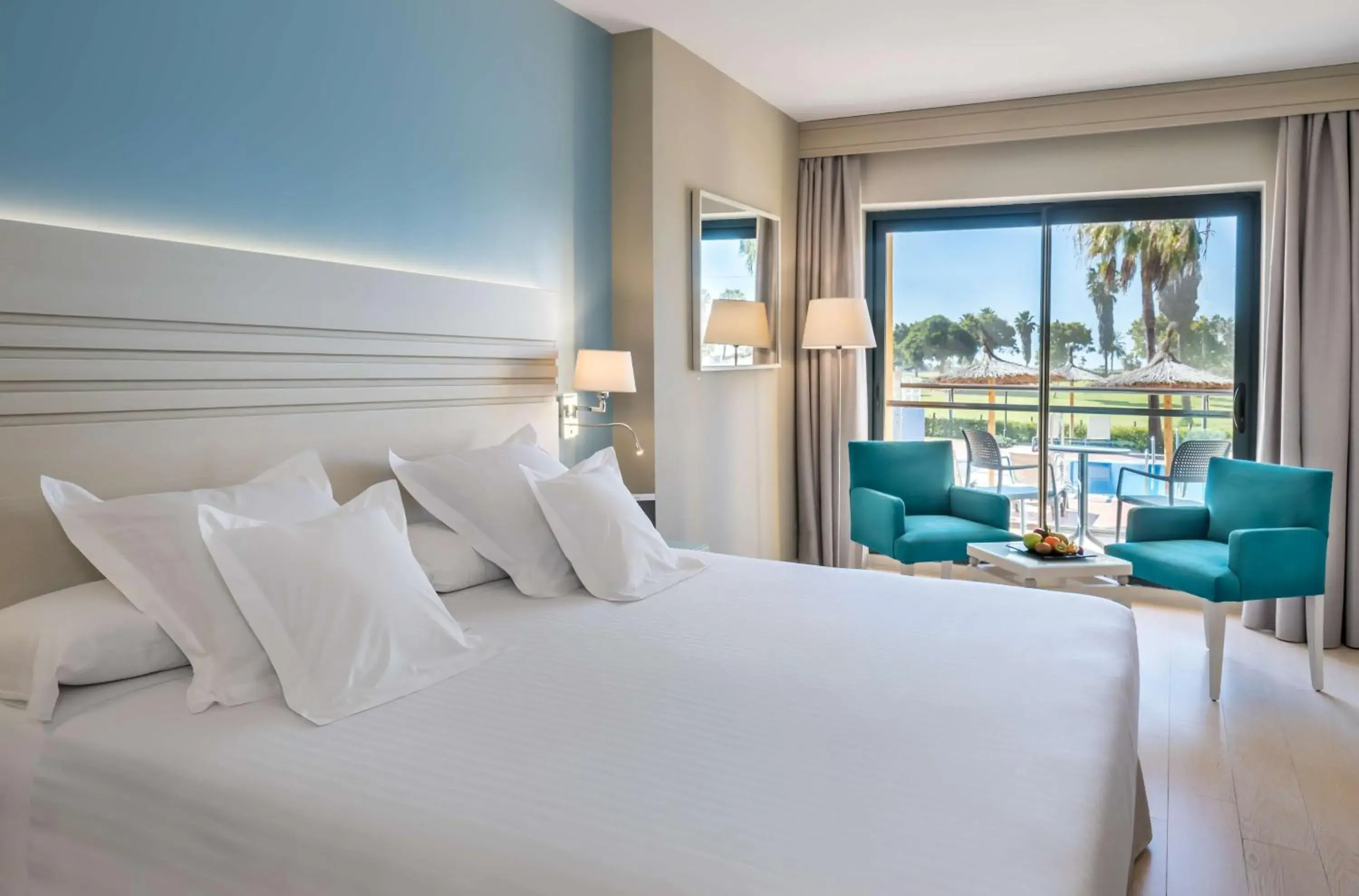 Double or Twin Room with Terrace in Barceló Costa Ballena Golf & Spa Double or Twin Room with Terrace in Barceló Costa Ballena Golf & Spa