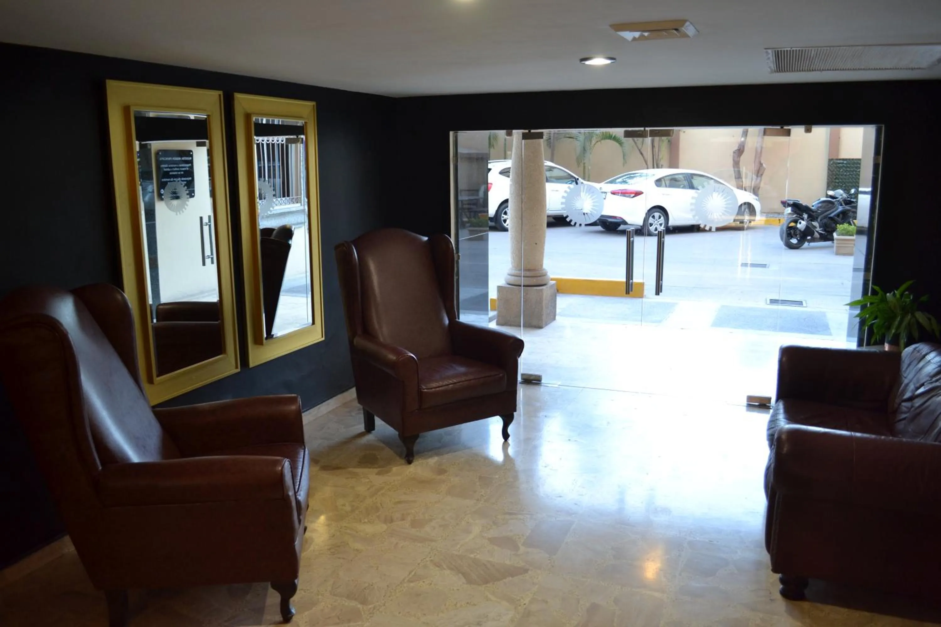 Living room in Hotel America Palacio