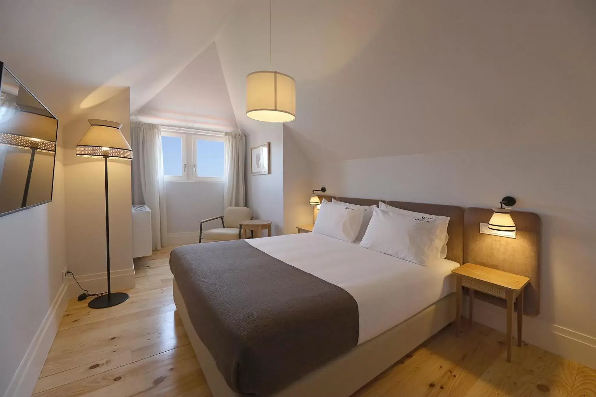 Deluxe Double Room with River View in Memoria Porto FLH Hotels