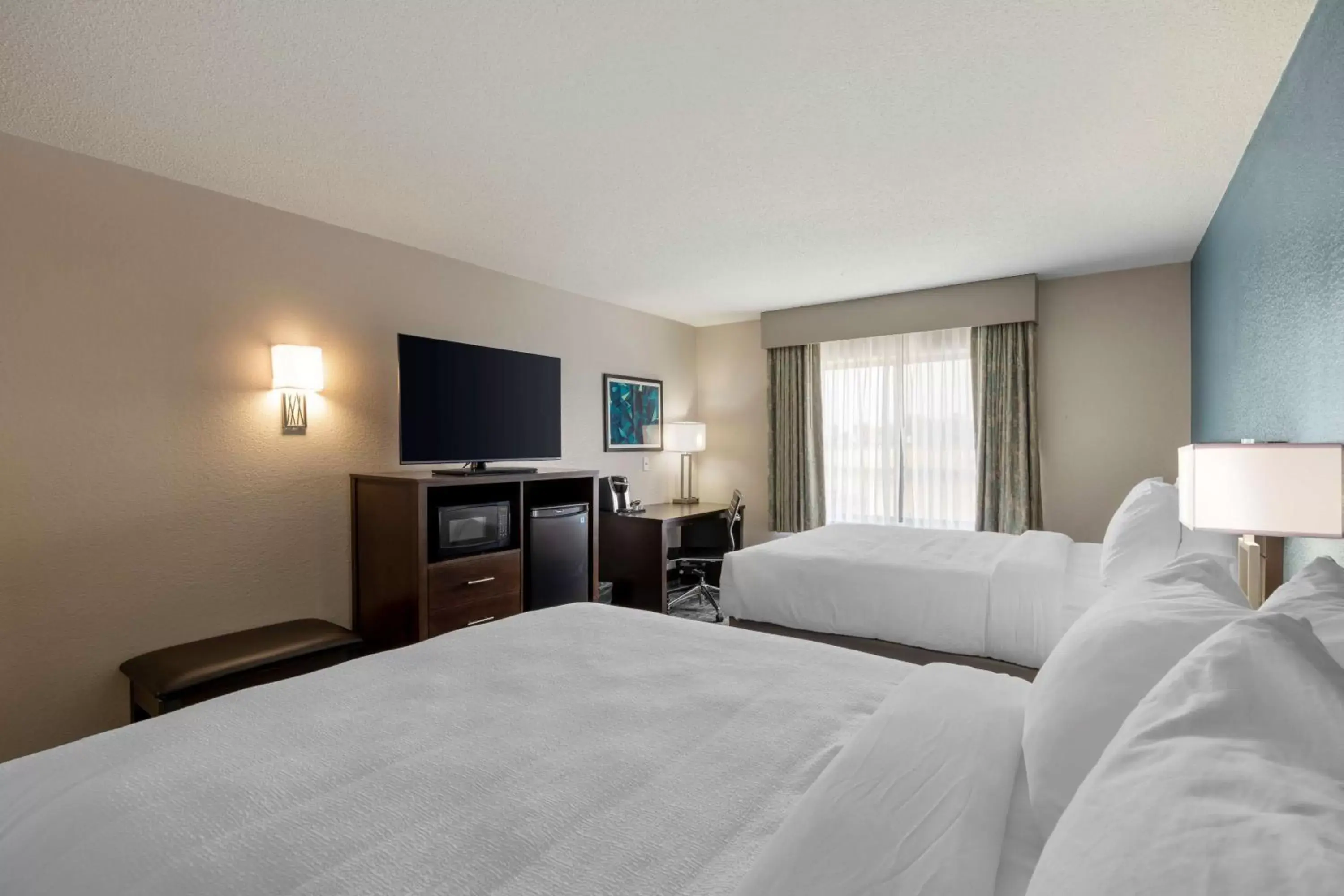 Bedroom, Bed in Best Western Watertown Inn & Suites