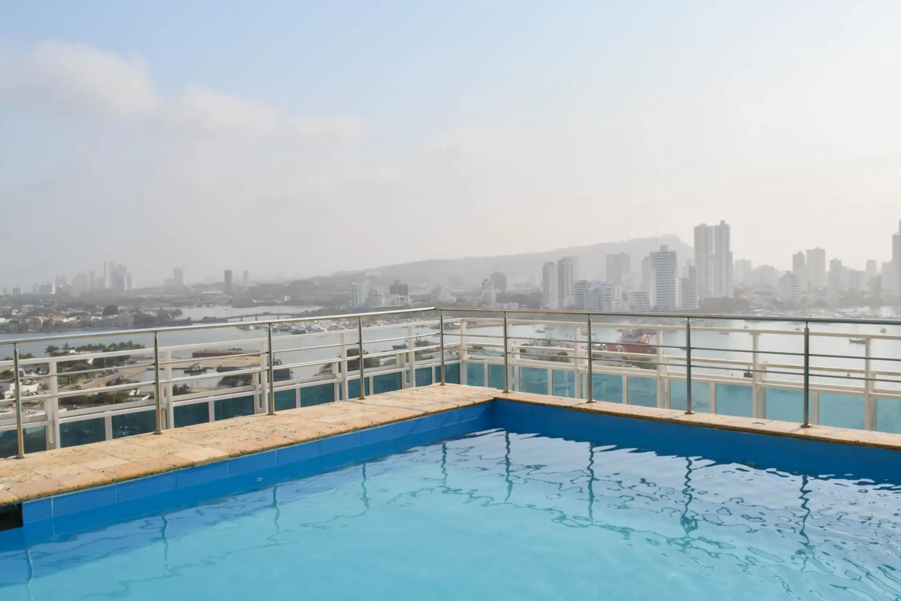 Pool view, Swimming Pool in Hotel Cartagena Premium
