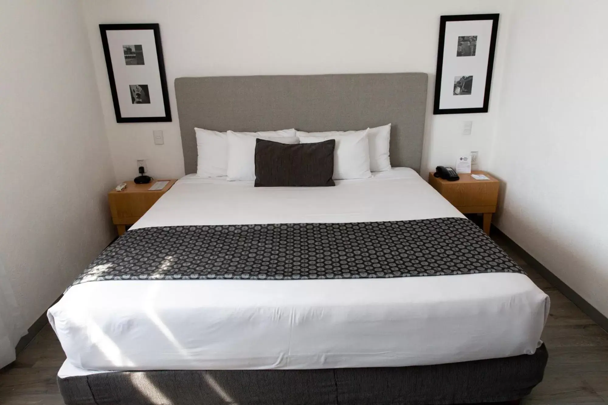 Bedroom, Bed in Best Western Plus Gran Hotel Centro Historico