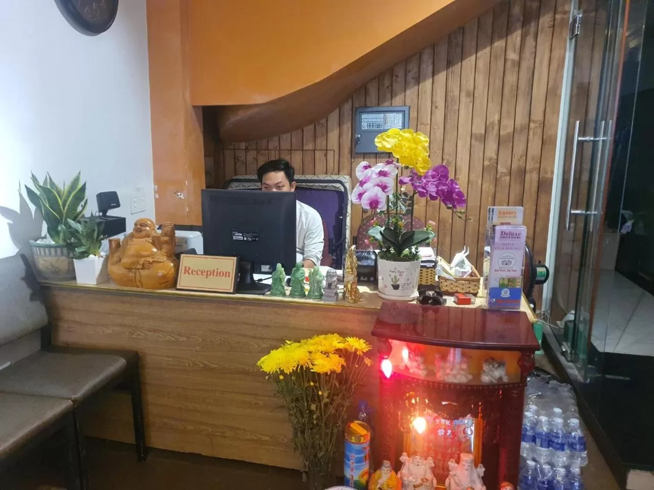 People in The 1- Tony saigon Hotel